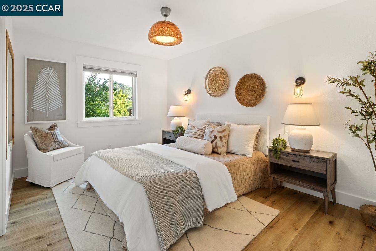 Detail Gallery Image 11 of 25 For 3319 Sweet Dr, Lafayette,  CA 94549 - 3 Beds | 1/1 Baths