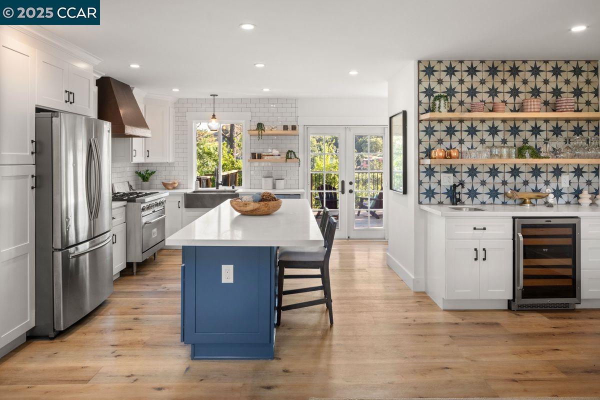 Detail Gallery Image 6 of 25 For 3319 Sweet Dr, Lafayette,  CA 94549 - 3 Beds | 1/1 Baths