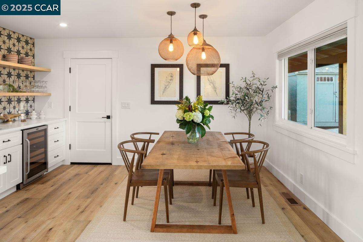 Detail Gallery Image 9 of 25 For 3319 Sweet Dr, Lafayette,  CA 94549 - 3 Beds | 1/1 Baths
