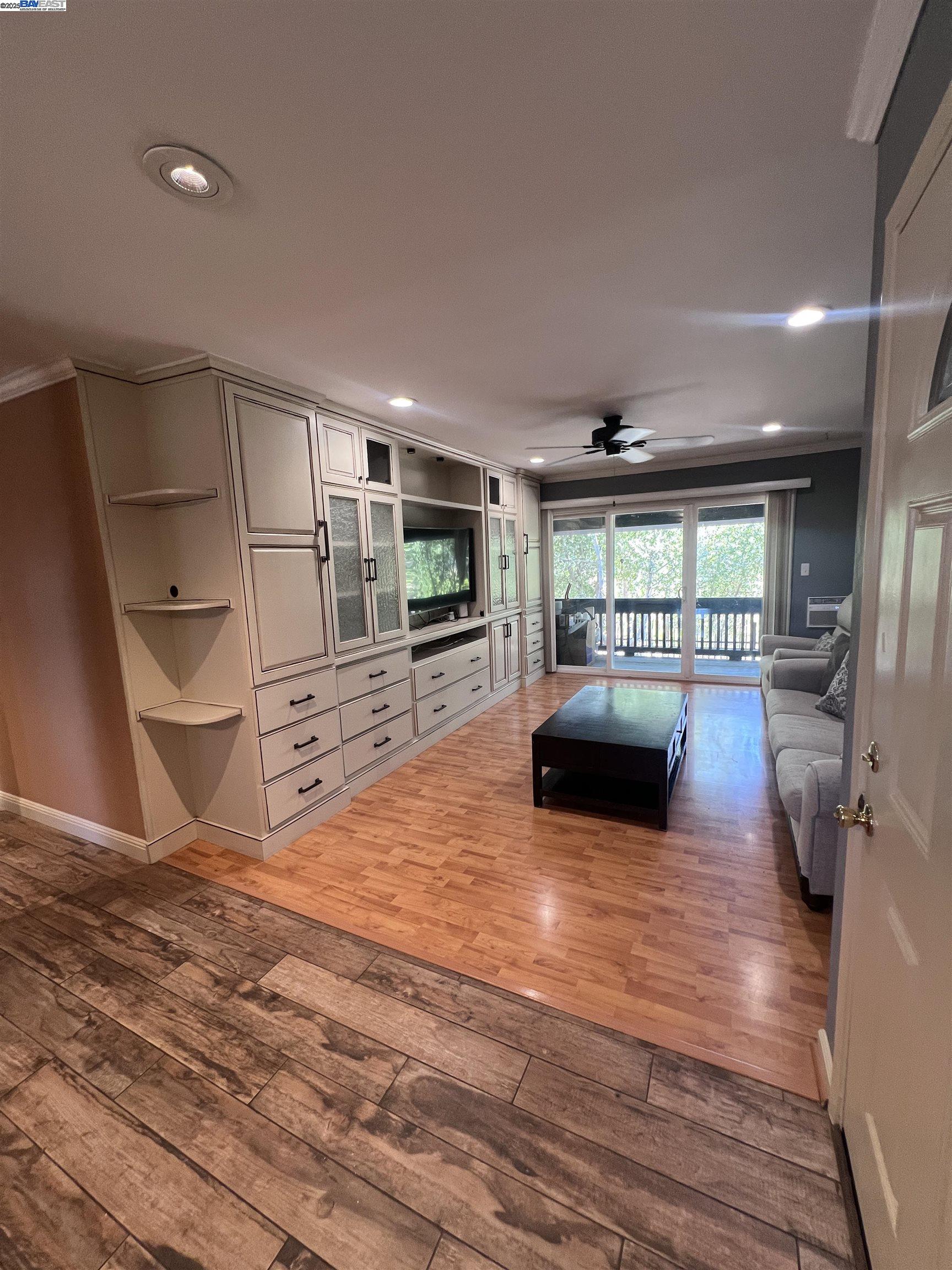 Detail Gallery Image 15 of 27 For 1009 Murrieta Blvd #105,  Livermore,  CA 94550 - 1 Beds | 1 Baths