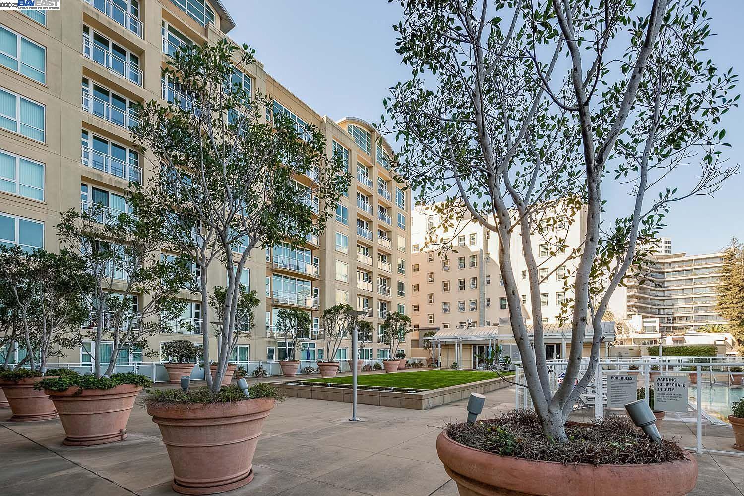 Detail Gallery Image 45 of 60 For 1 Lakeside Dr #1806,  Oakland,  CA 94612 - 1 Beds | 1 Baths