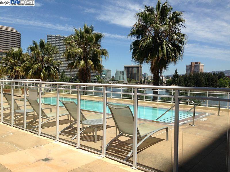 Detail Gallery Image 52 of 60 For 1 Lakeside Dr #1806,  Oakland,  CA 94612 - 1 Beds | 1 Baths