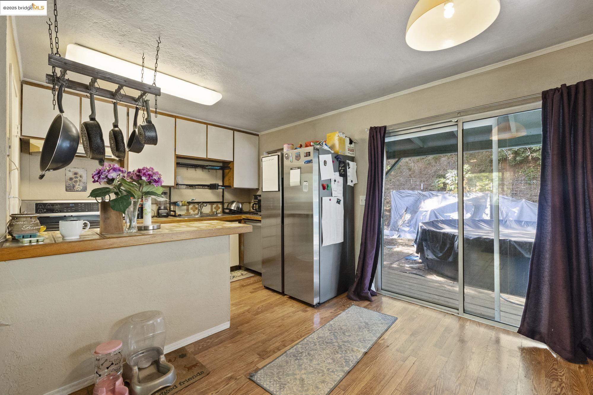 Detail Gallery Image 2 of 30 For 20592 Ponderosa Way, Tuolumne,  CA 95379 - 2 Beds | 1 Baths