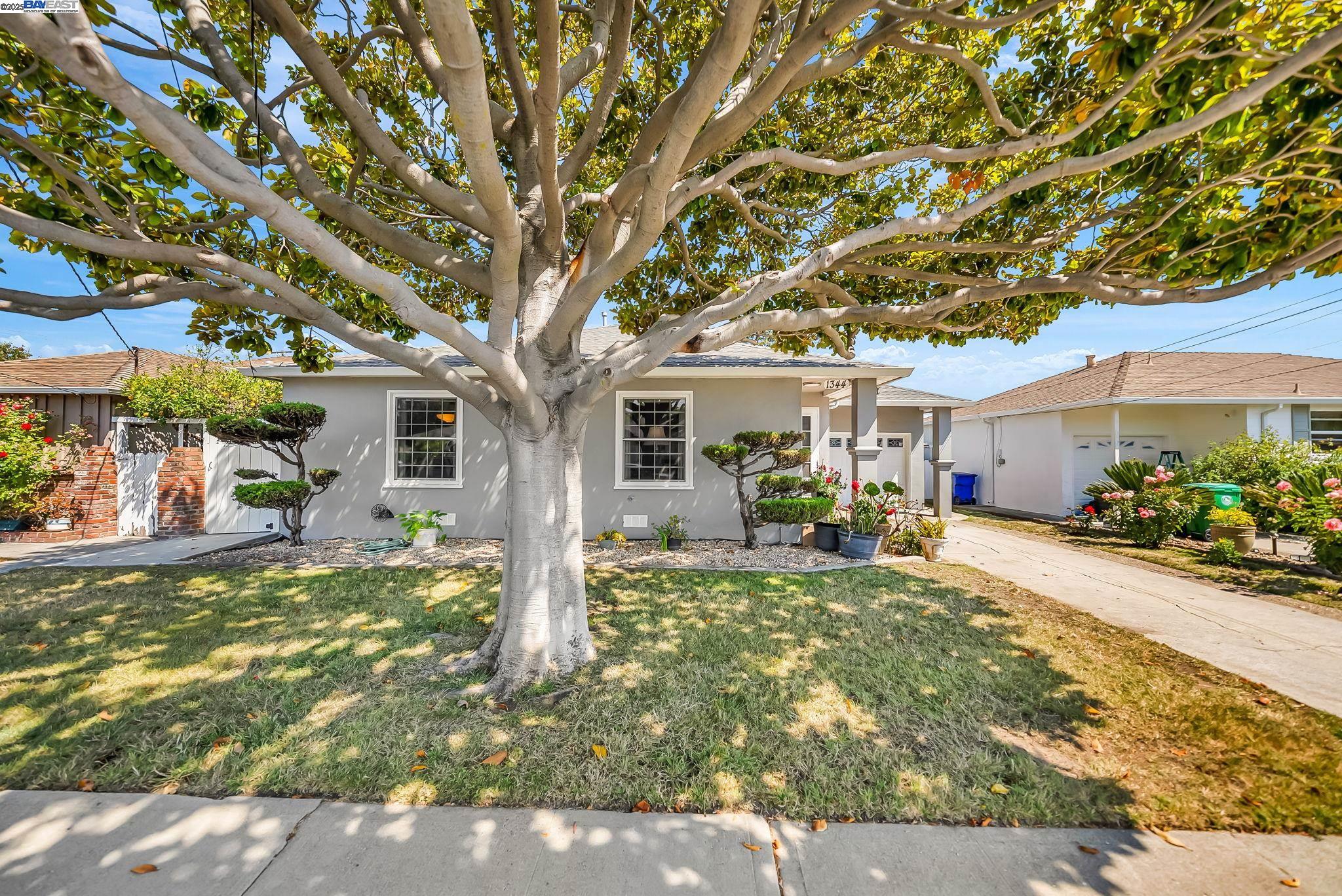 Detail Gallery Image 2 of 44 For 1344 Margery Ave, San Leandro,  CA 94578 - 3 Beds | 2 Baths