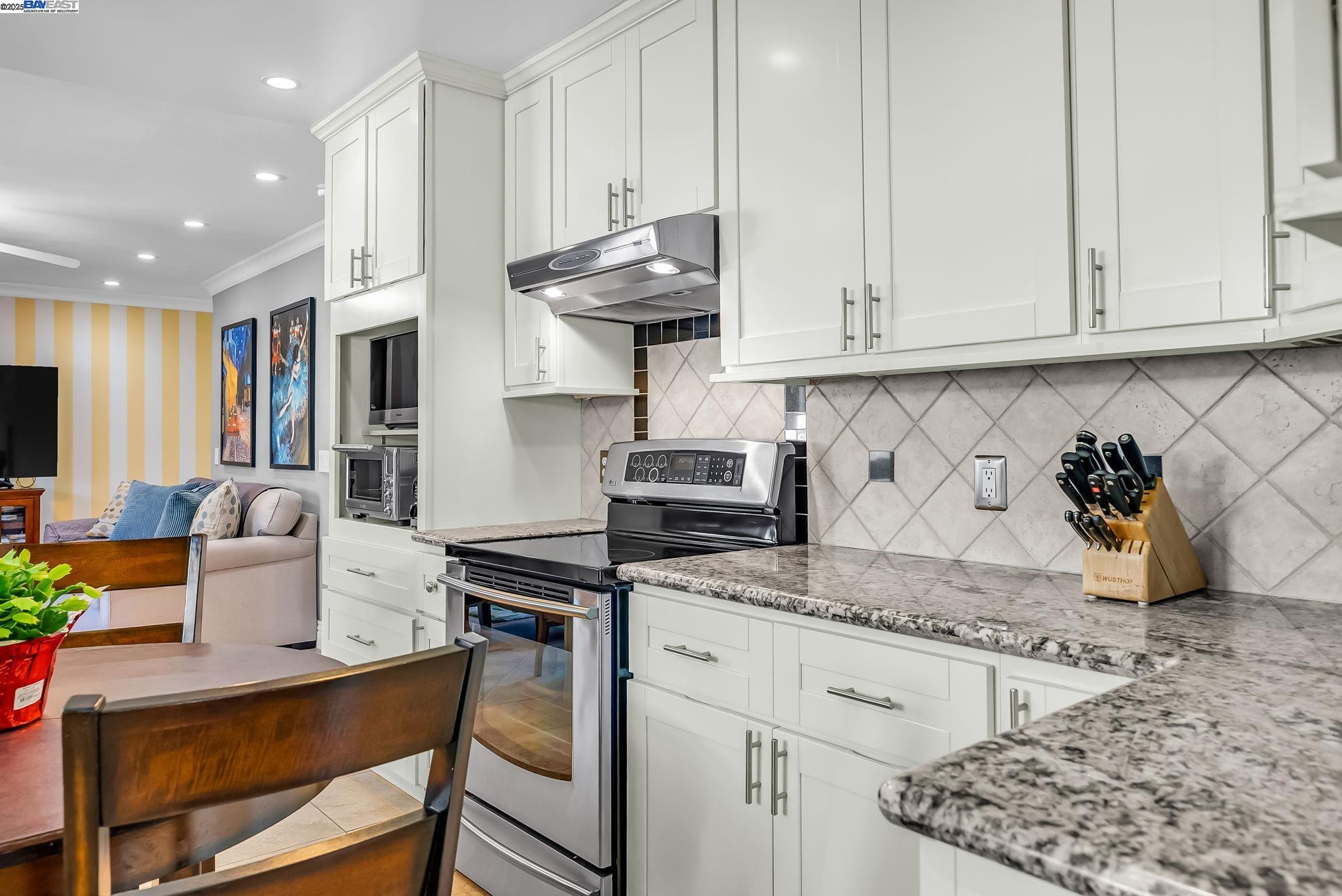 Detail Gallery Image 19 of 44 For 1344 Margery Ave, San Leandro,  CA 94578 - 3 Beds | 2 Baths