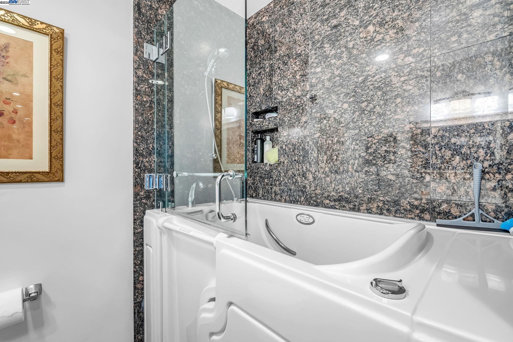 Detail Gallery Image 36 of 44 For 1344 Margery Ave, San Leandro,  CA 94578 - 3 Beds | 2 Baths