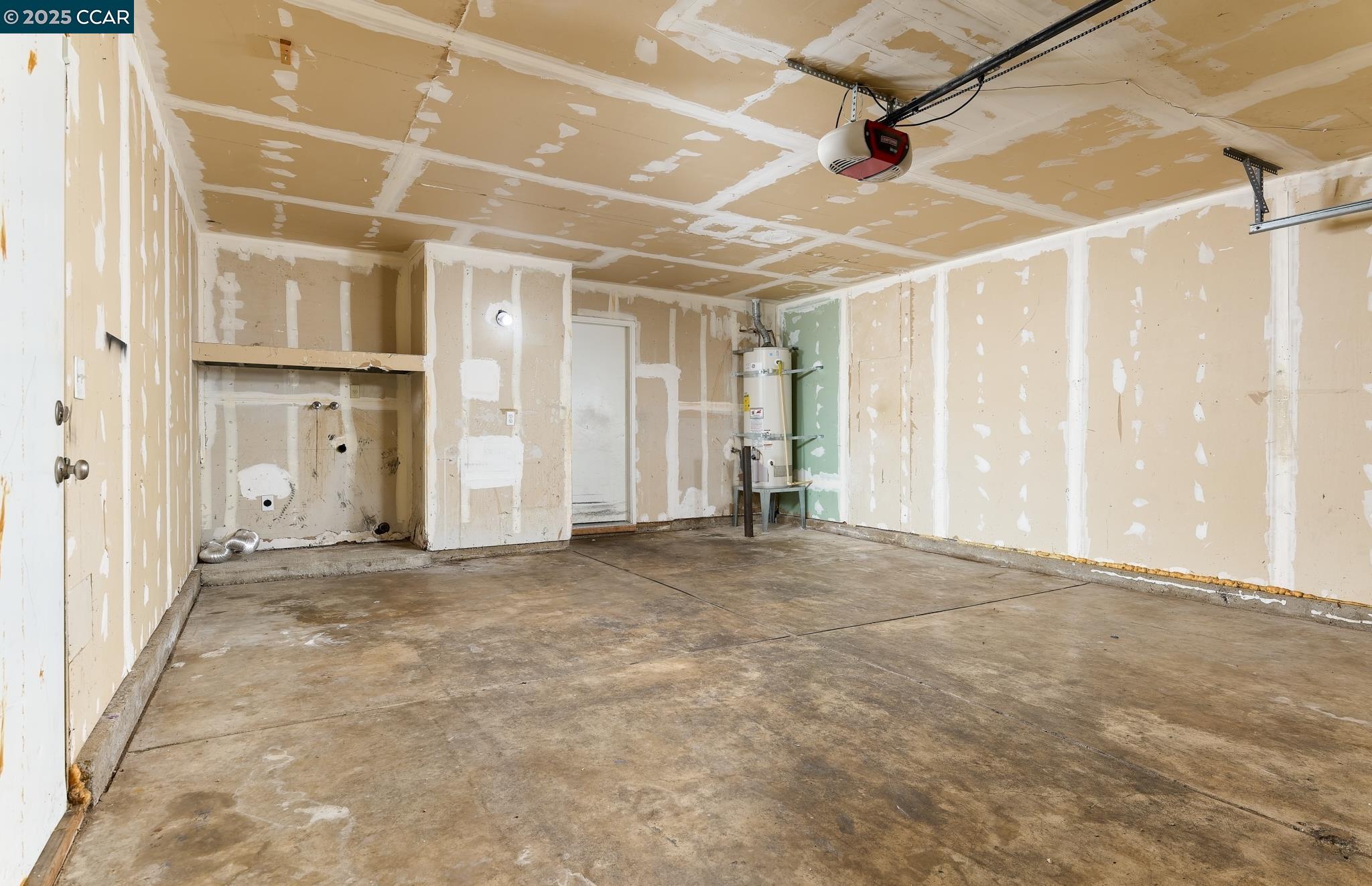 Detail Gallery Image 17 of 20 For 14 La Jacque Ct, Sacramento,  CA 95823 - 3 Beds | 2 Baths
