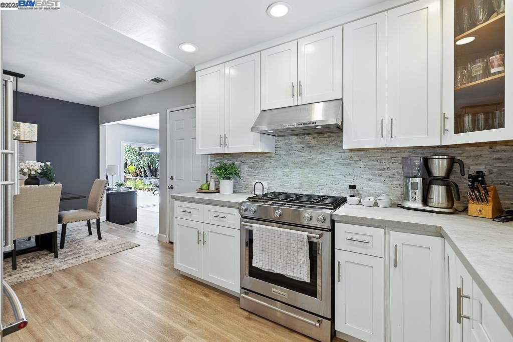Detail Gallery Image 16 of 57 For 3676 Vineyard Ave, Pleasanton,  CA 94566 - 3 Beds | 2 Baths
