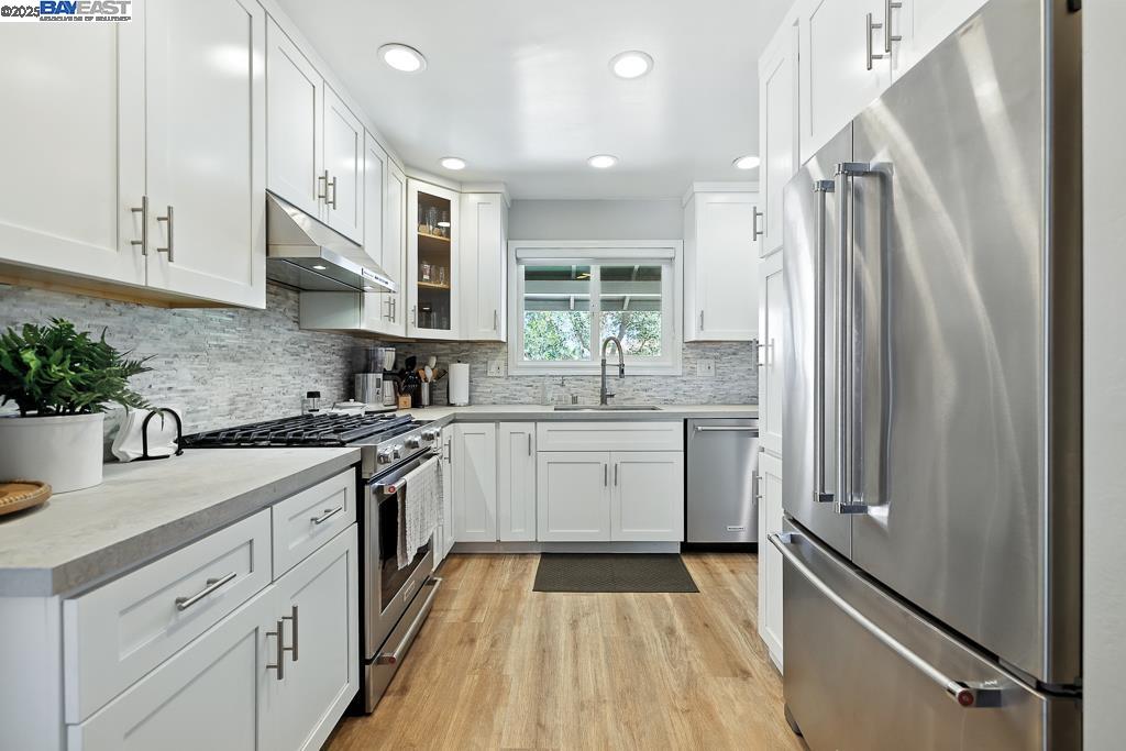 Detail Gallery Image 17 of 57 For 3676 Vineyard Ave, Pleasanton,  CA 94566 - 3 Beds | 2 Baths