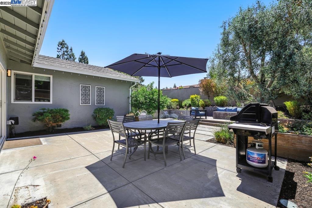 Detail Gallery Image 38 of 57 For 3676 Vineyard Ave, Pleasanton,  CA 94566 - 3 Beds | 2 Baths