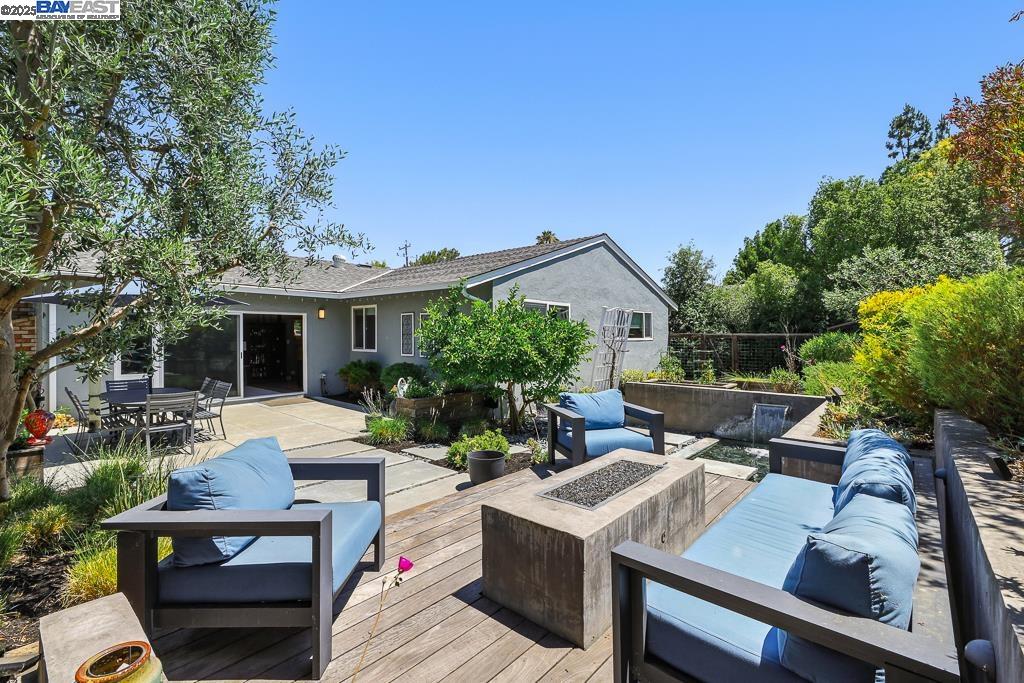 Detail Gallery Image 43 of 57 For 3676 Vineyard Ave, Pleasanton,  CA 94566 - 3 Beds | 2 Baths