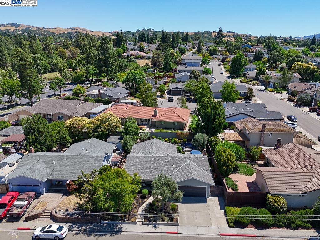 Detail Gallery Image 49 of 57 For 3676 Vineyard Ave, Pleasanton,  CA 94566 - 3 Beds | 2 Baths