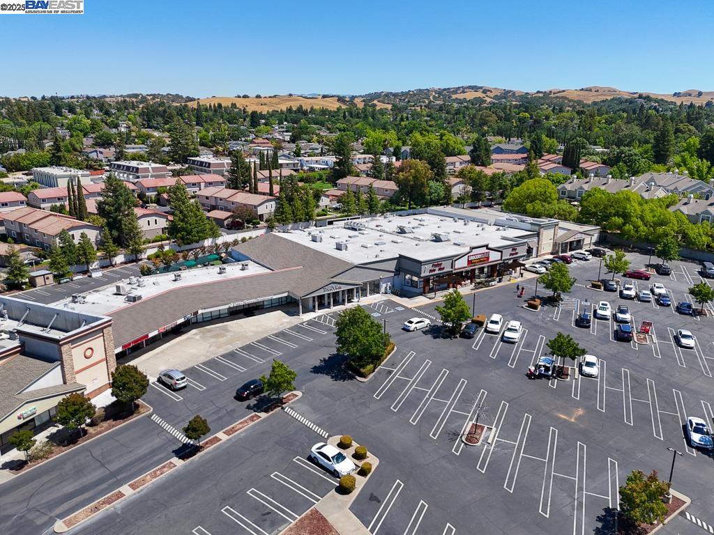 Detail Gallery Image 53 of 57 For 3676 Vineyard Ave, Pleasanton,  CA 94566 - 3 Beds | 2 Baths