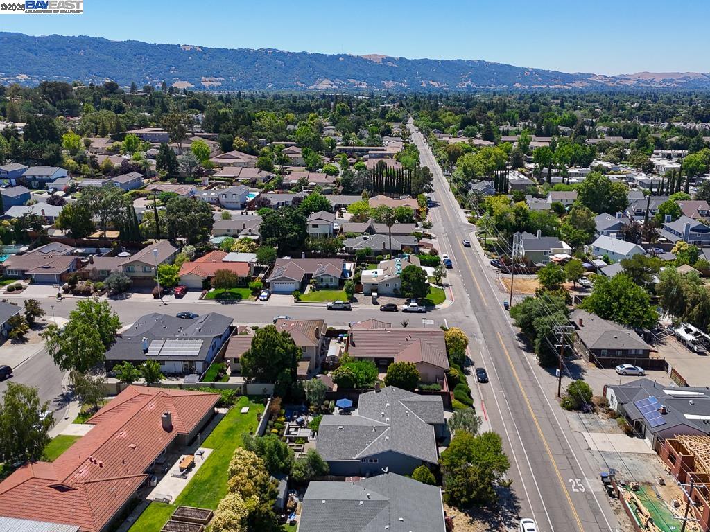 Detail Gallery Image 56 of 57 For 3676 Vineyard Ave, Pleasanton,  CA 94566 - 3 Beds | 2 Baths