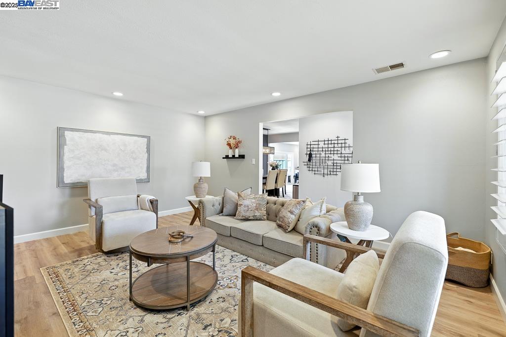 Detail Gallery Image 9 of 57 For 3676 Vineyard Ave, Pleasanton,  CA 94566 - 3 Beds | 2 Baths