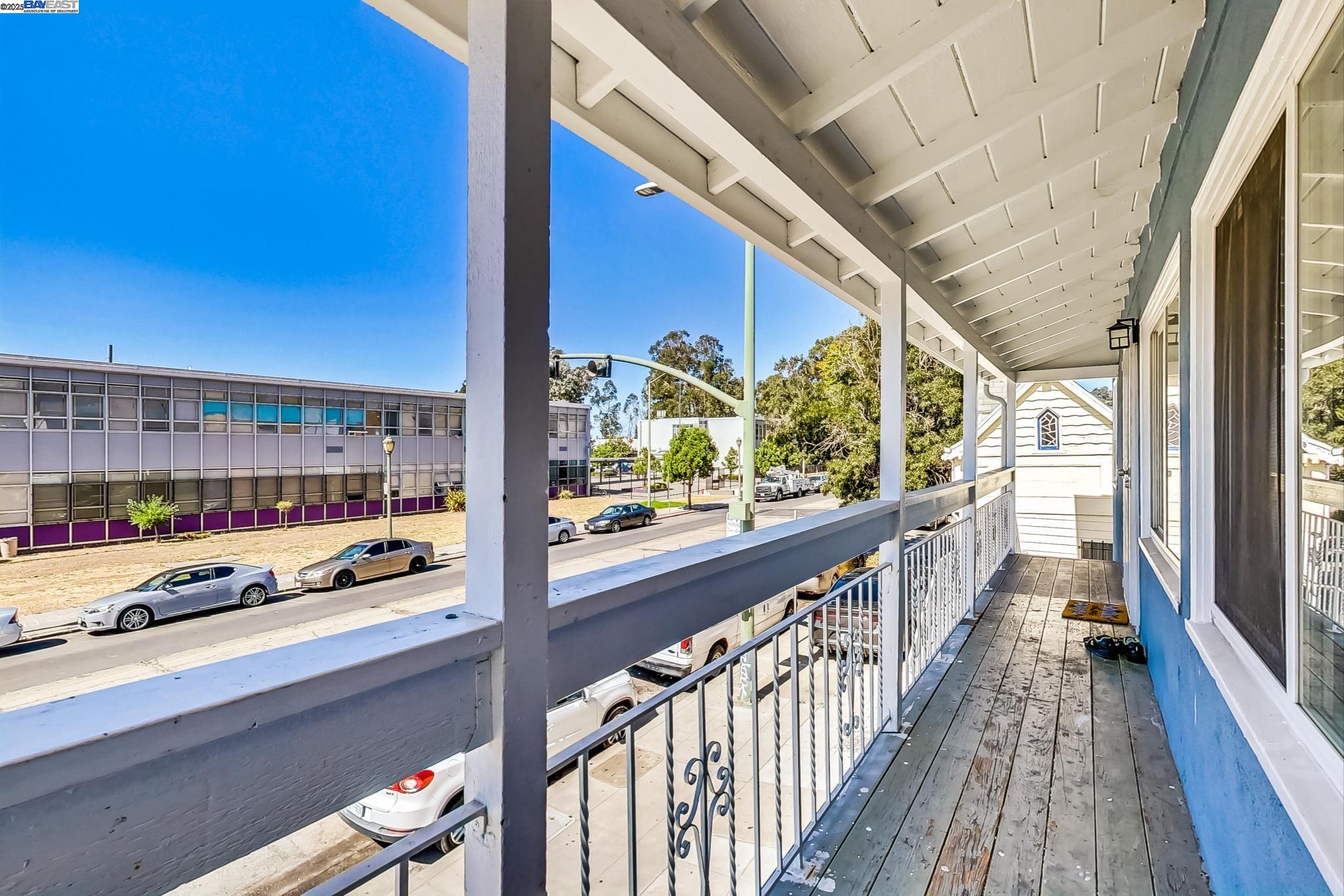 Detail Gallery Image 3 of 20 For 8600 Mcarthur Bvd, Oakland,  CA 94605 - – Beds | – Baths