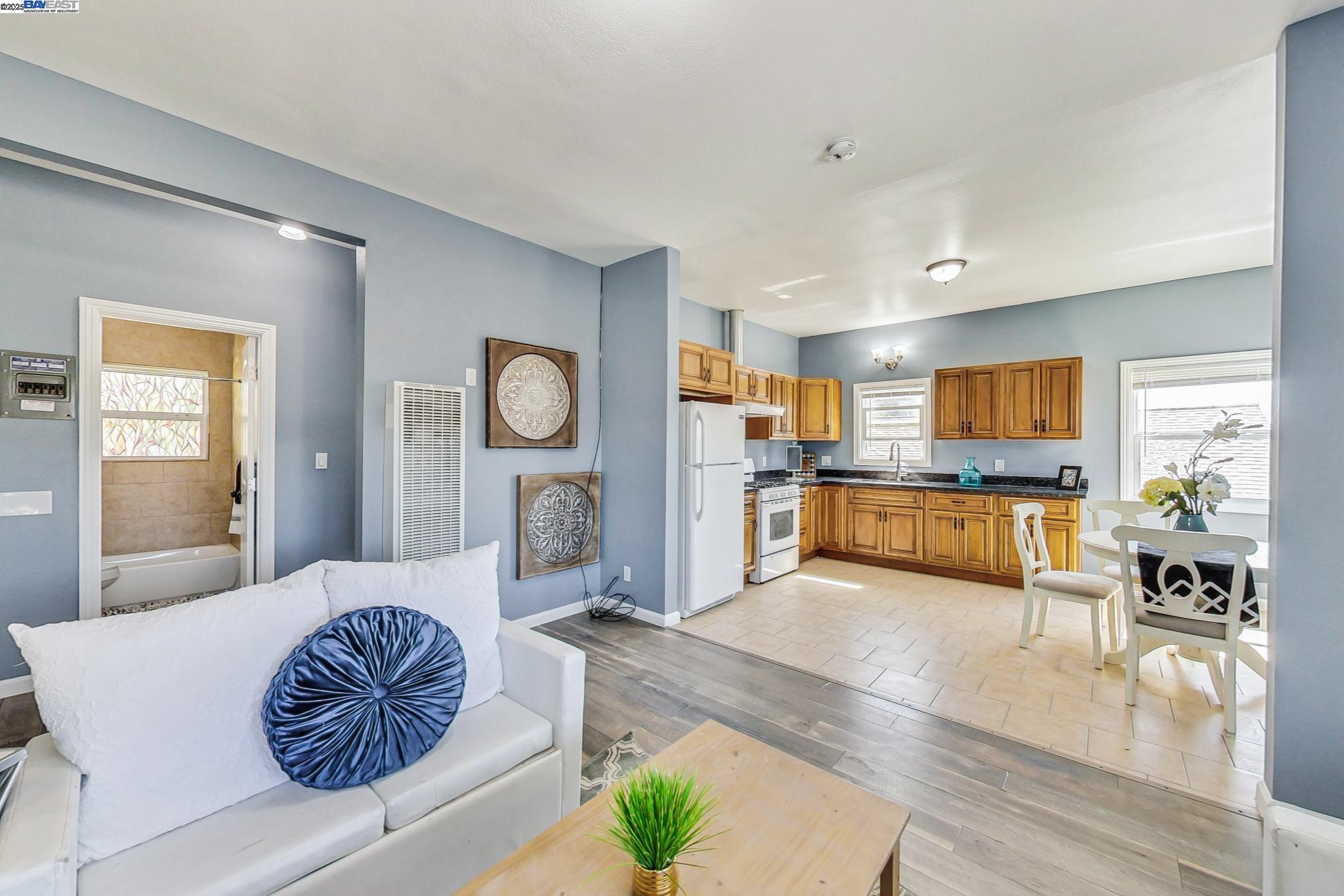 Detail Gallery Image 7 of 20 For 8600 Mcarthur Bvd, Oakland,  CA 94605 - – Beds | – Baths