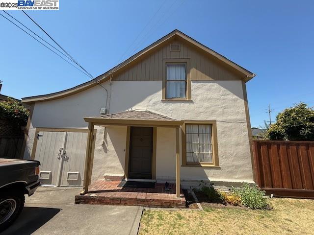 Detail Gallery Image 3 of 7 For 3208 Washington St, Alameda,  CA 94501 - 5 Beds | 3 Baths