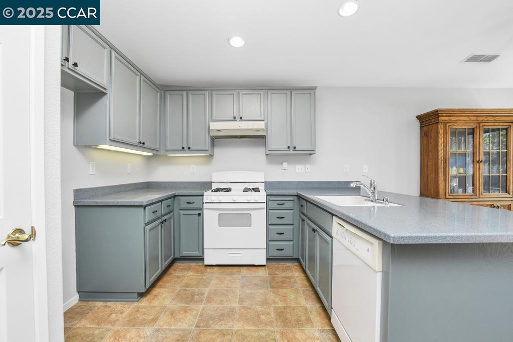Detail Gallery Image 9 of 33 For 338 Watson Hollow Dr, Rio Vista,  CA 94571 - 2 Beds | 2 Baths