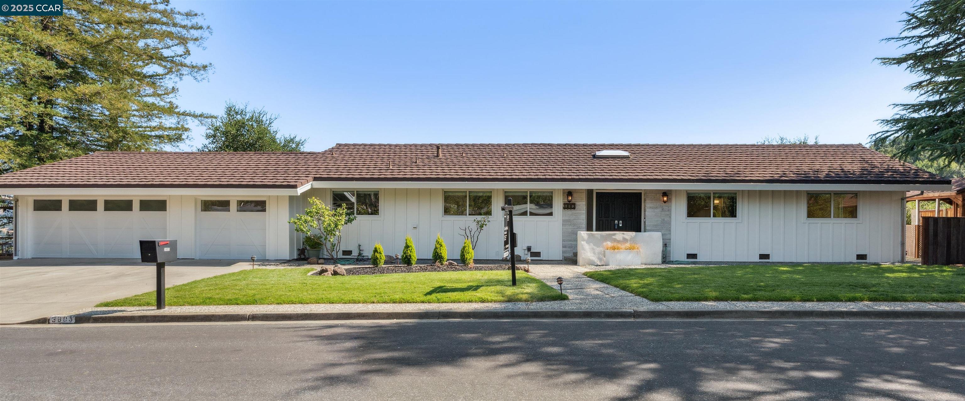 Detail Gallery Image 2 of 50 For 3803 Quail Ridge Road, Lafayette,  CA 94549 - 3 Beds | 2/1 Baths