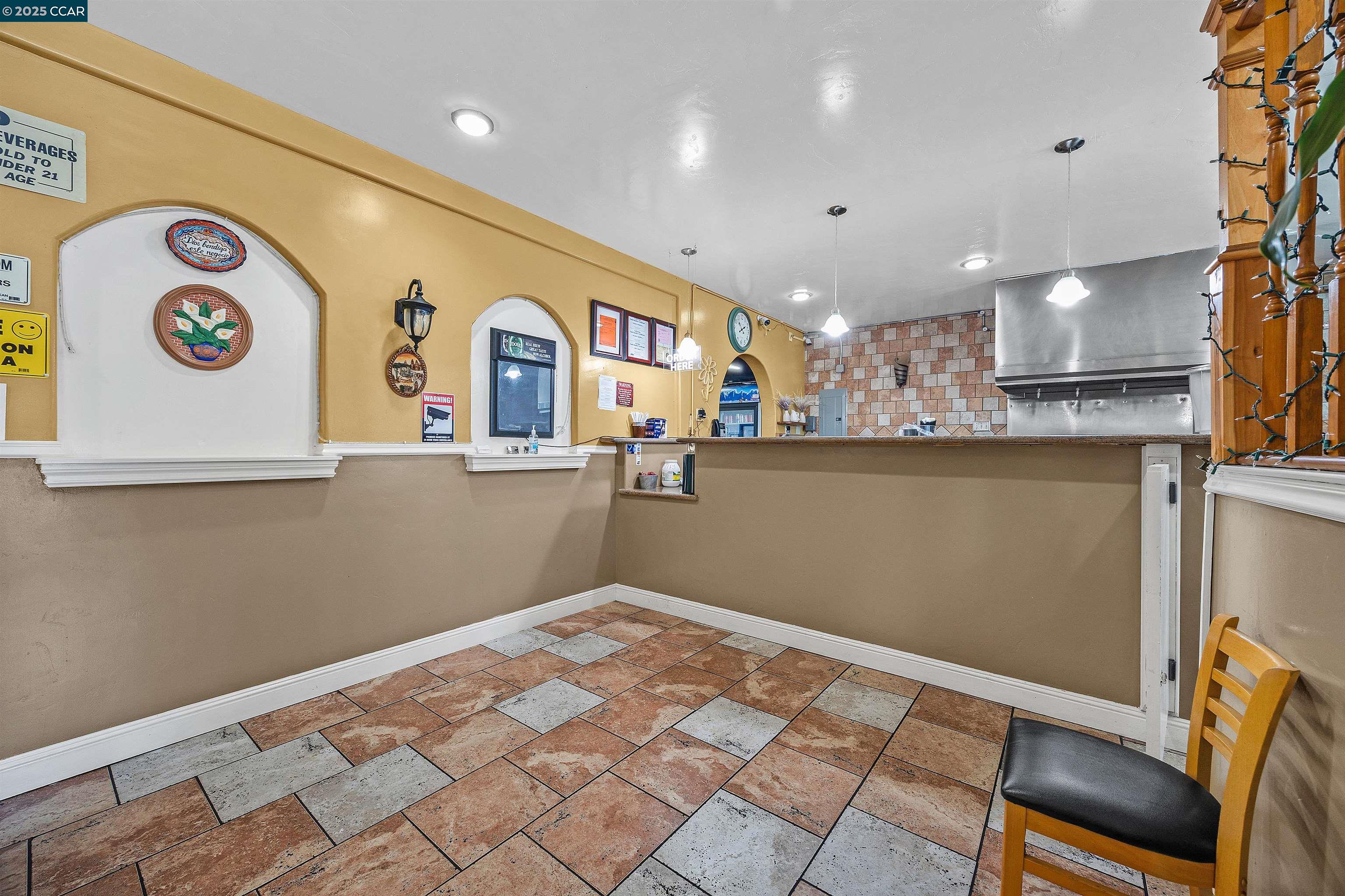 Detail Gallery Image 7 of 33 For 1500 23rd St, San Pablo,  CA 94806 - – Beds | – Baths