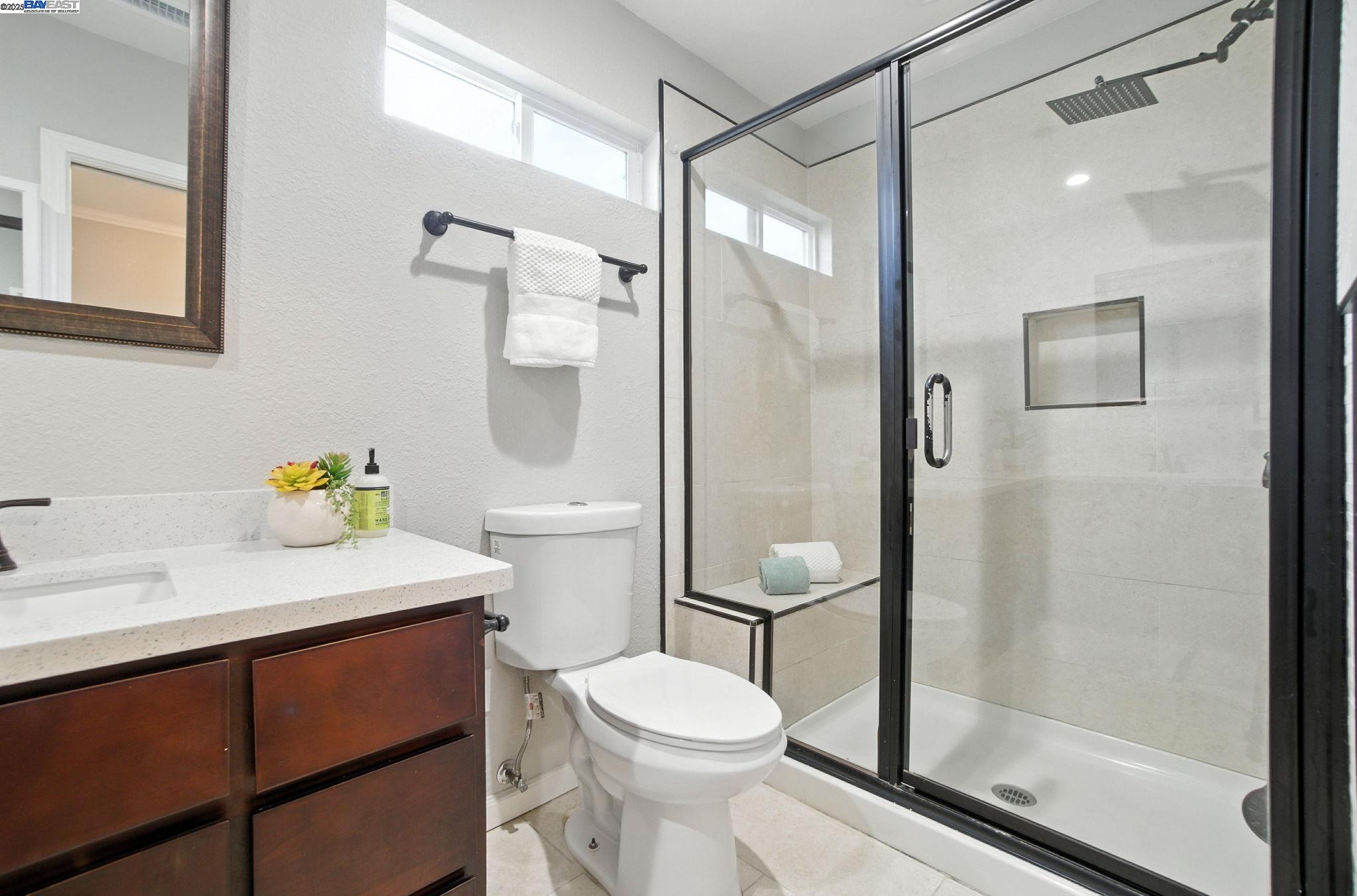 Detail Gallery Image 16 of 42 For 3631 Trenton Ct, Fremont,  CA 94538 - 5 Beds | 4 Baths