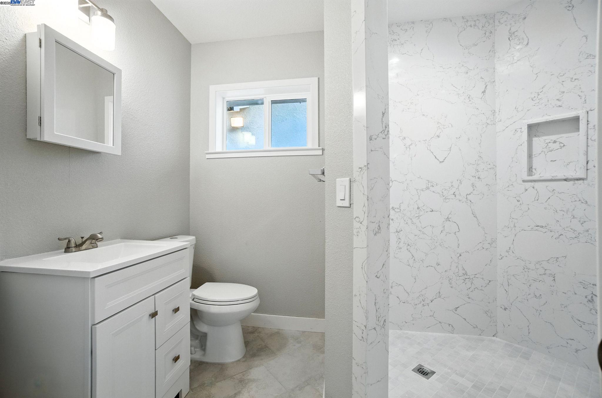 Detail Gallery Image 18 of 42 For 3631 Trenton Ct, Fremont,  CA 94538 - 5 Beds | 4 Baths