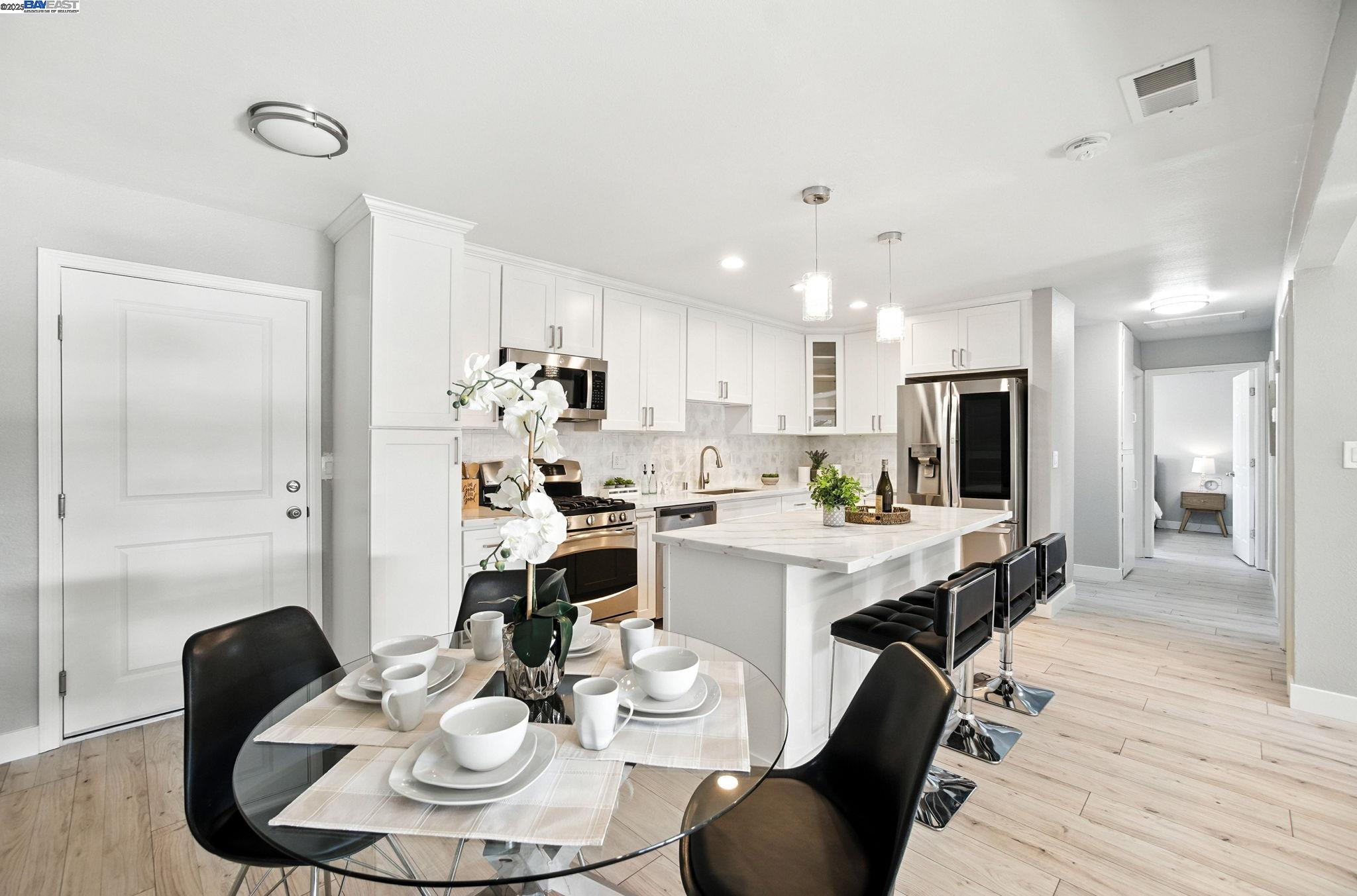 Detail Gallery Image 9 of 42 For 3631 Trenton Ct, Fremont,  CA 94538 - 5 Beds | 4 Baths