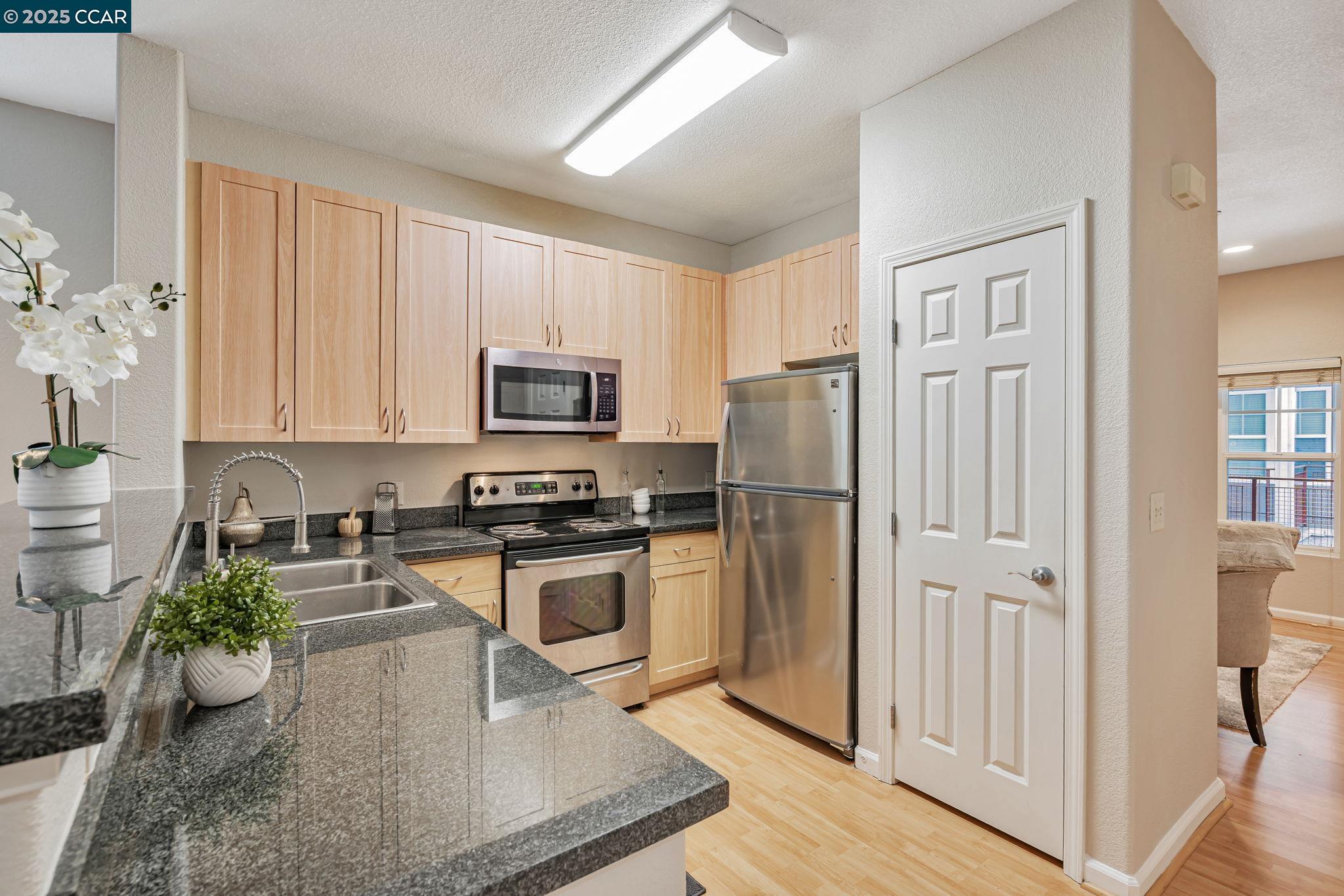 Photo #10: 41104760 Listing: Photo #10