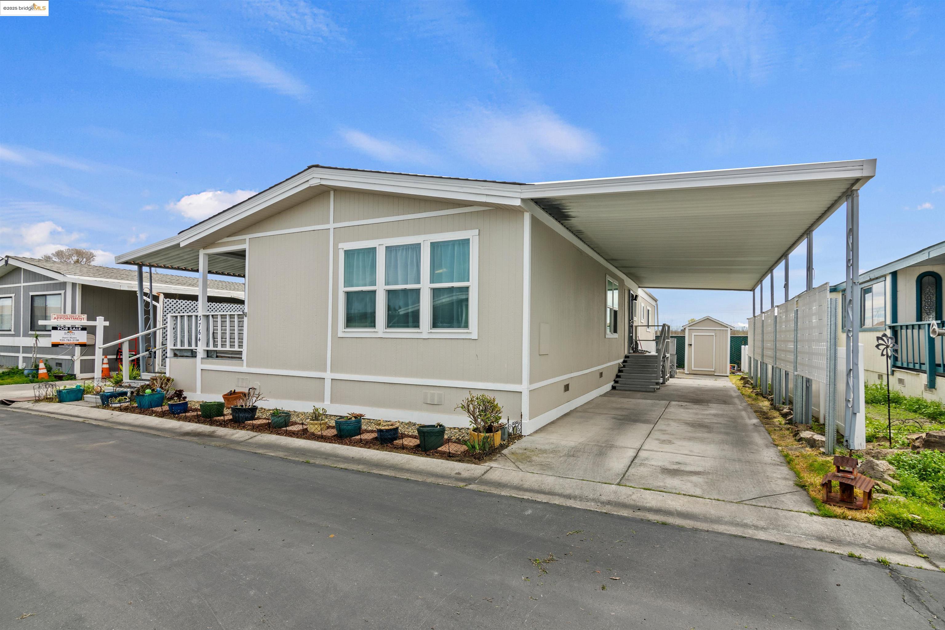Detail Gallery Image 2 of 31 For 3764 Porter Circle #22,  Bethel Island,  CA 94511 - 2 Beds | 2 Baths