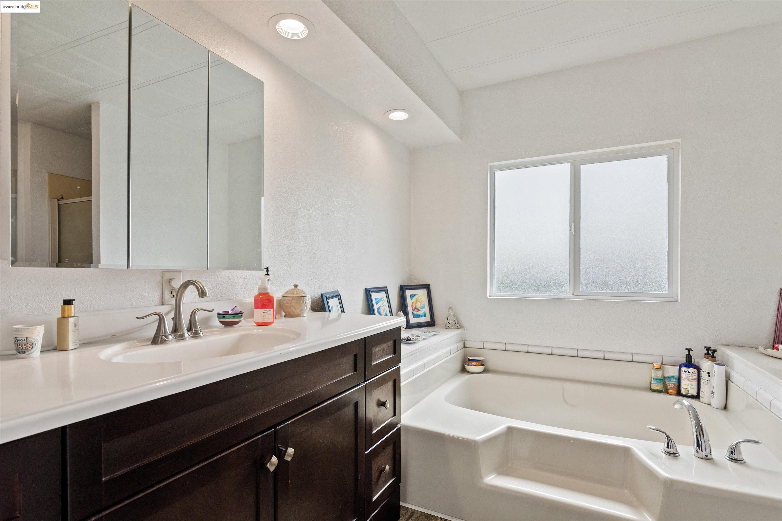 Detail Gallery Image 18 of 31 For 3764 Porter Circle #22,  Bethel Island,  CA 94511 - 2 Beds | 2 Baths