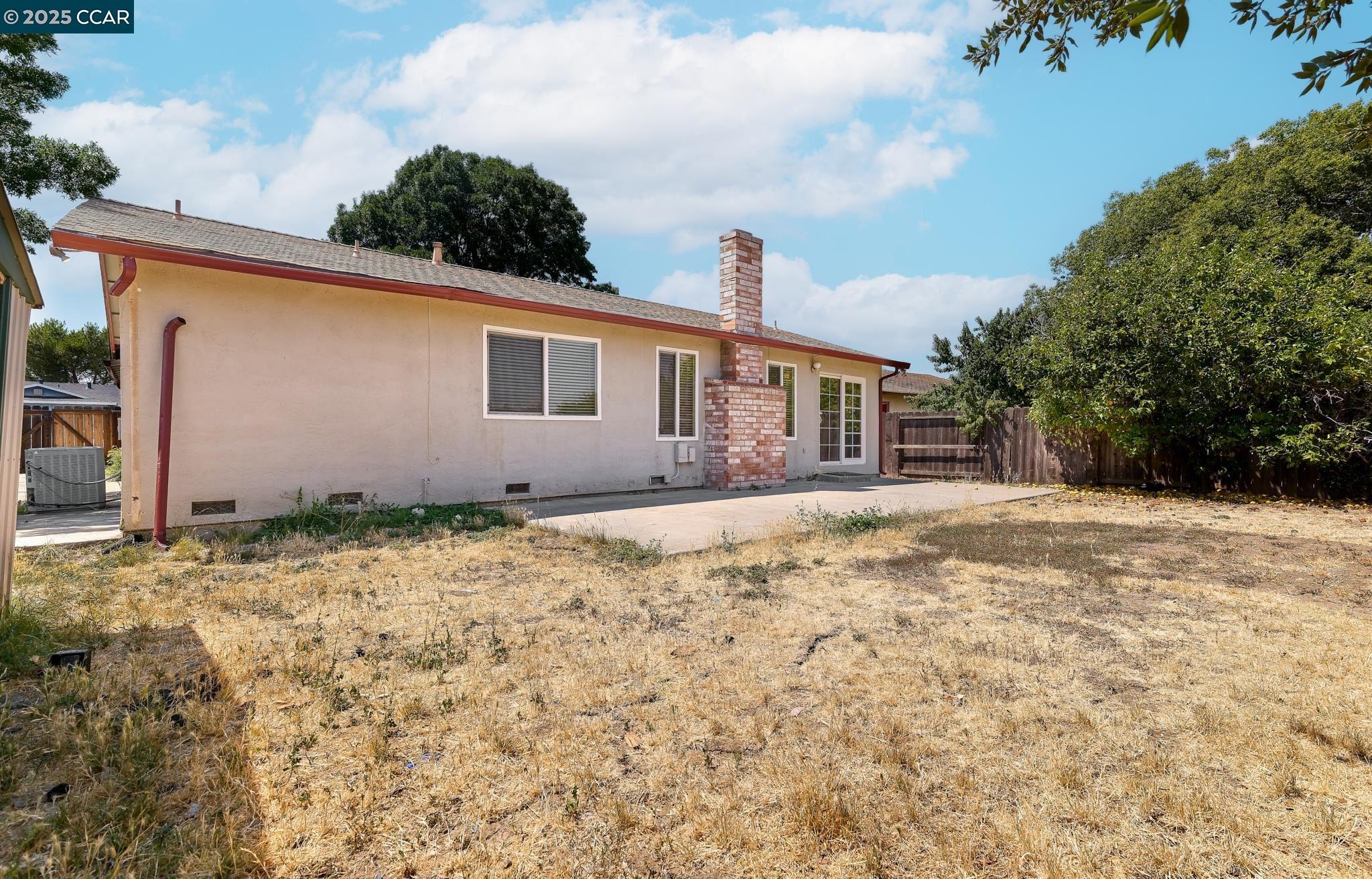 Detail Gallery Image 26 of 29 For 3972 Meadowbrook Cir, Pittsburg,  CA 94565 - 3 Beds | 2 Baths