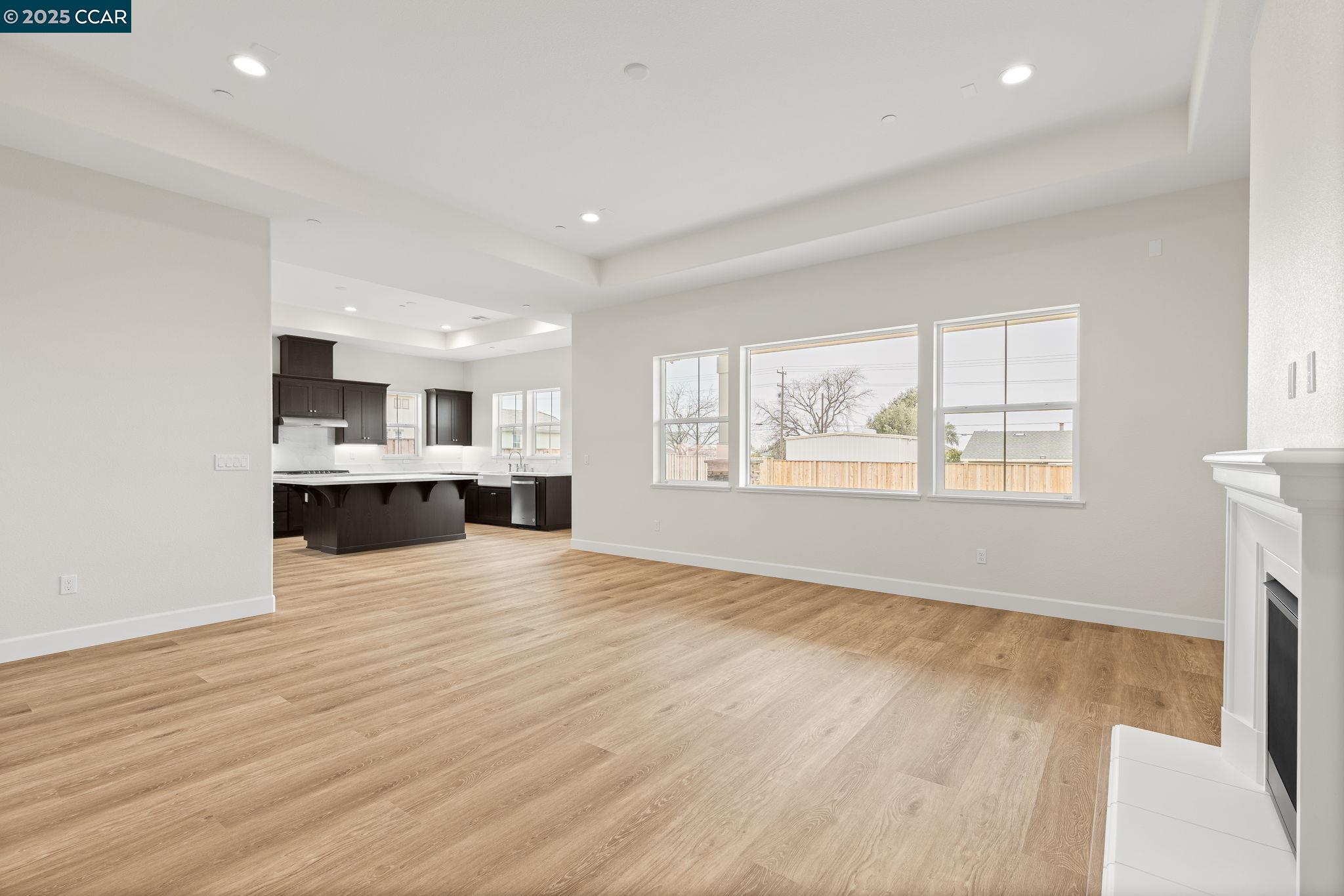 Detail Gallery Image 19 of 35 For 2955 Almondwood Place, Oakley,  CA 94561 - 4 Beds | 3/1 Baths