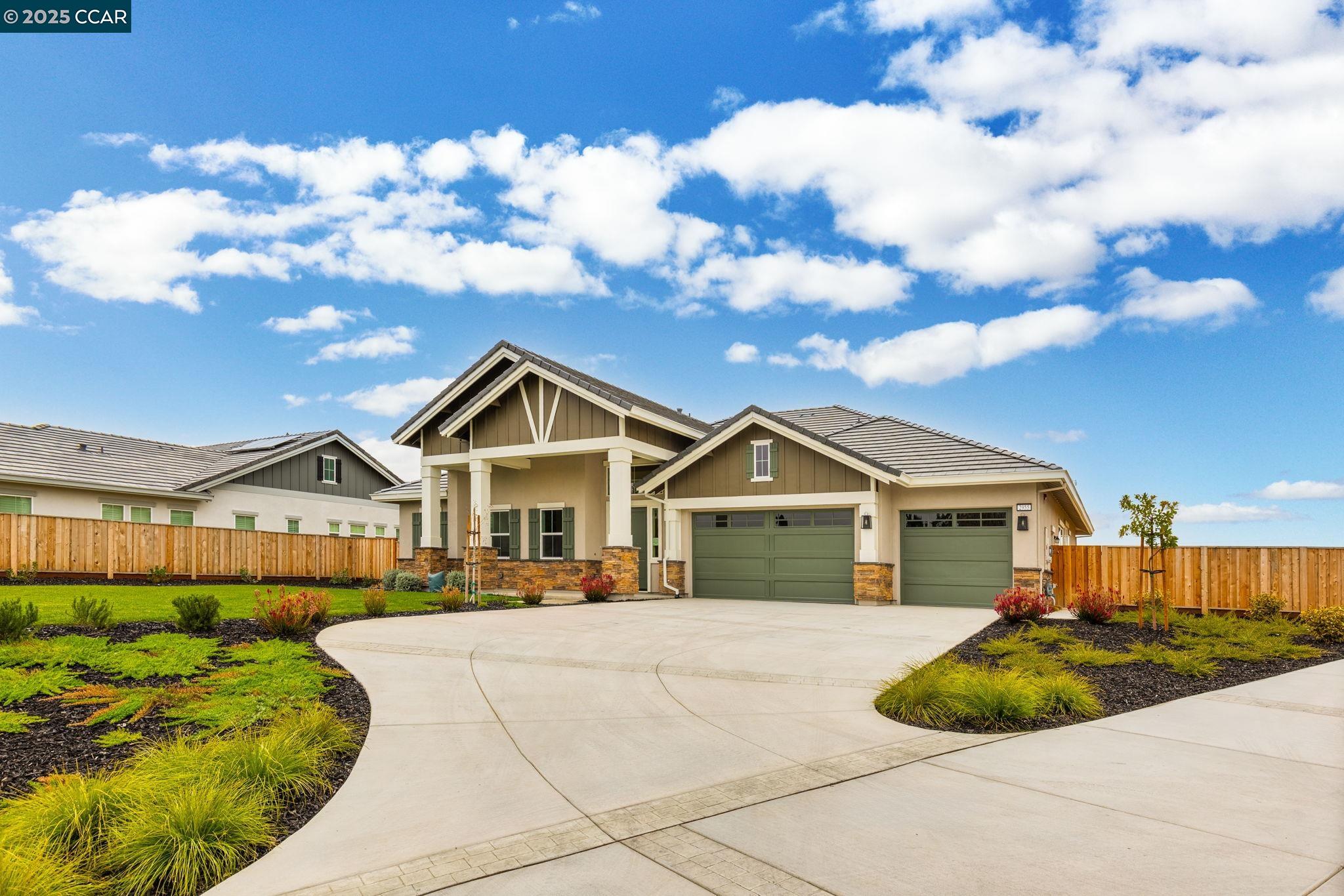 Detail Gallery Image 3 of 35 For 2955 Almondwood Place, Oakley,  CA 94561 - 4 Beds | 3/1 Baths