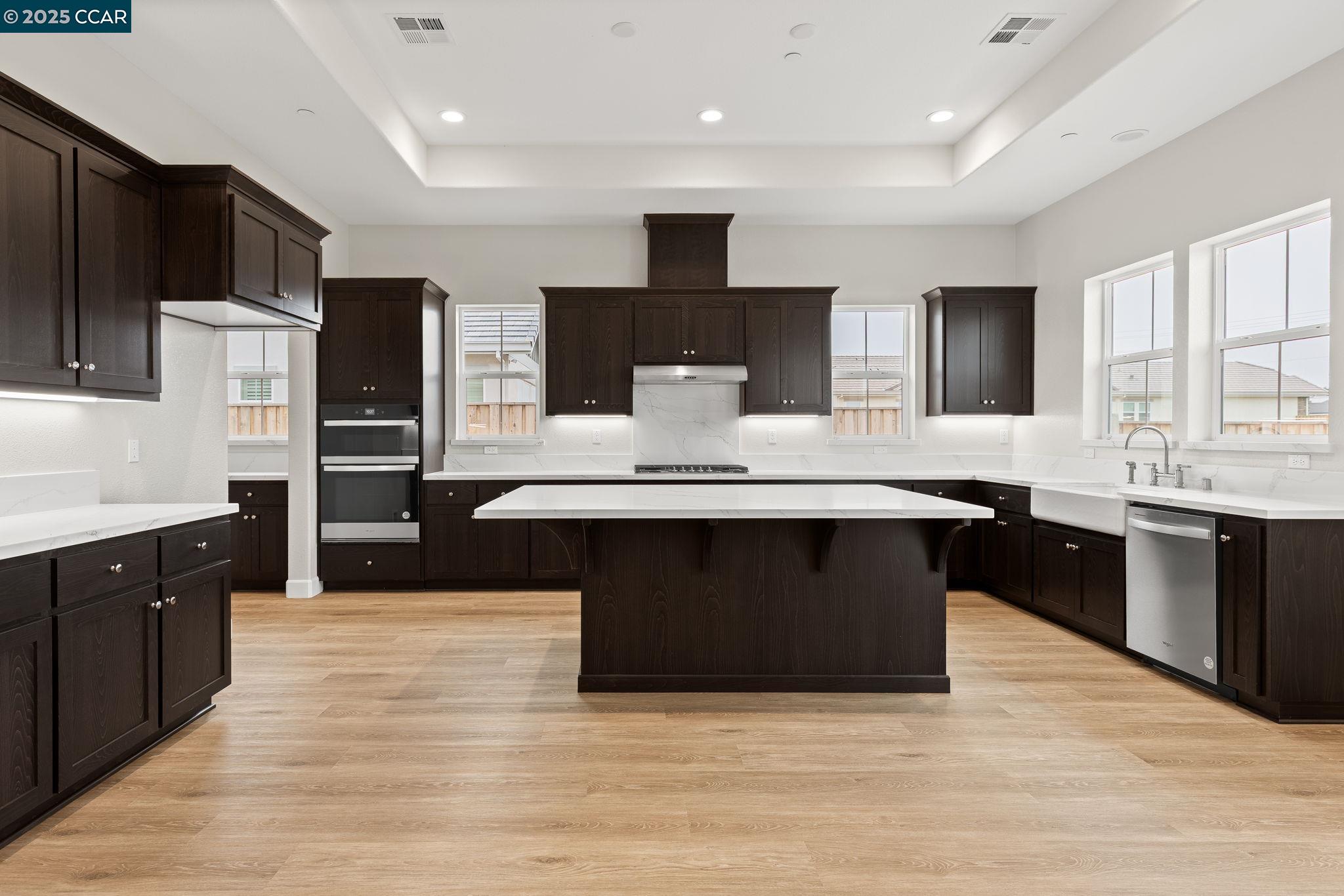 Detail Gallery Image 4 of 35 For 2955 Almondwood Place, Oakley,  CA 94561 - 4 Beds | 3/1 Baths
