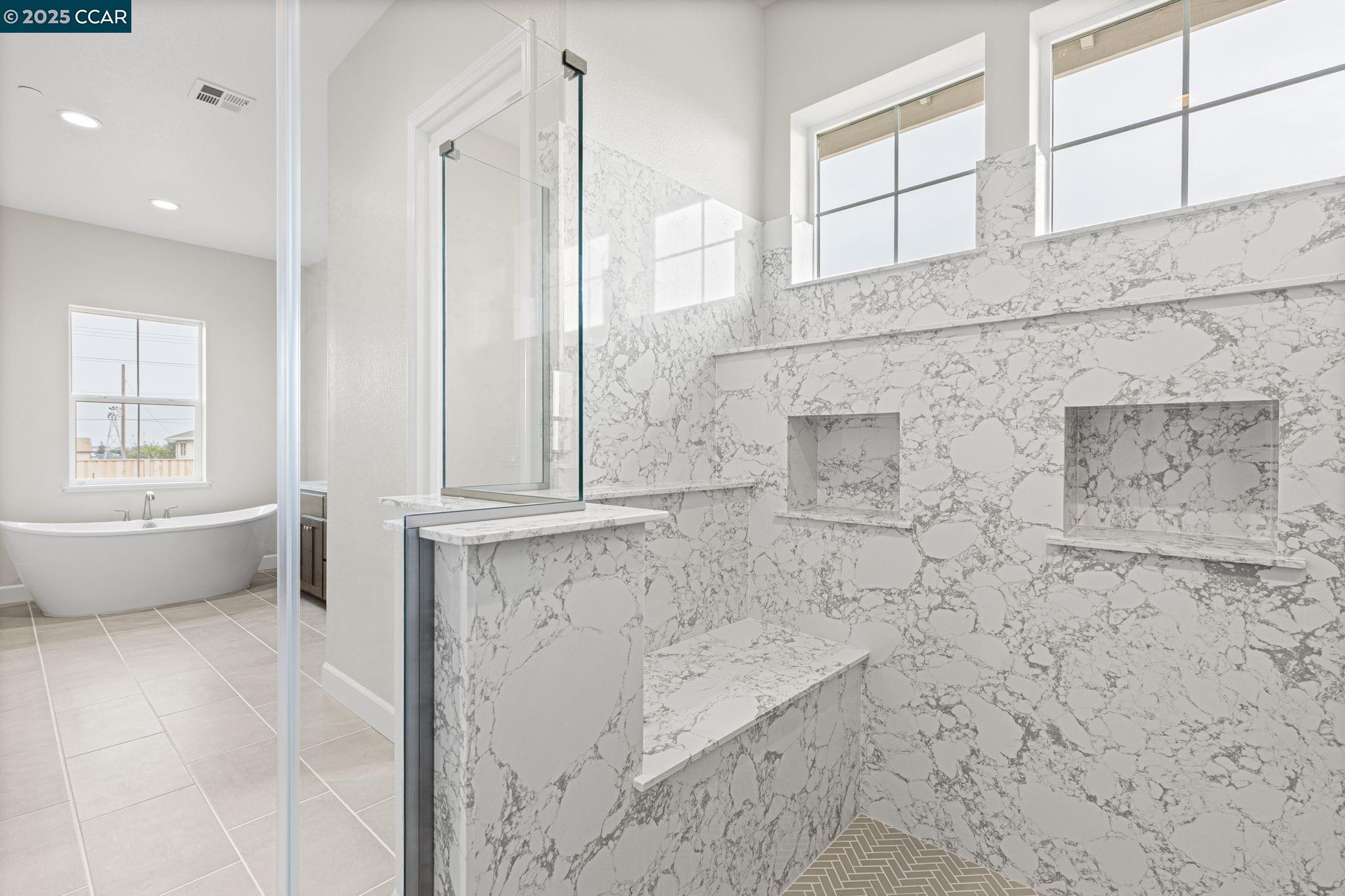 Detail Gallery Image 10 of 35 For 2955 Almondwood Place, Oakley,  CA 94561 - 4 Beds | 3/1 Baths