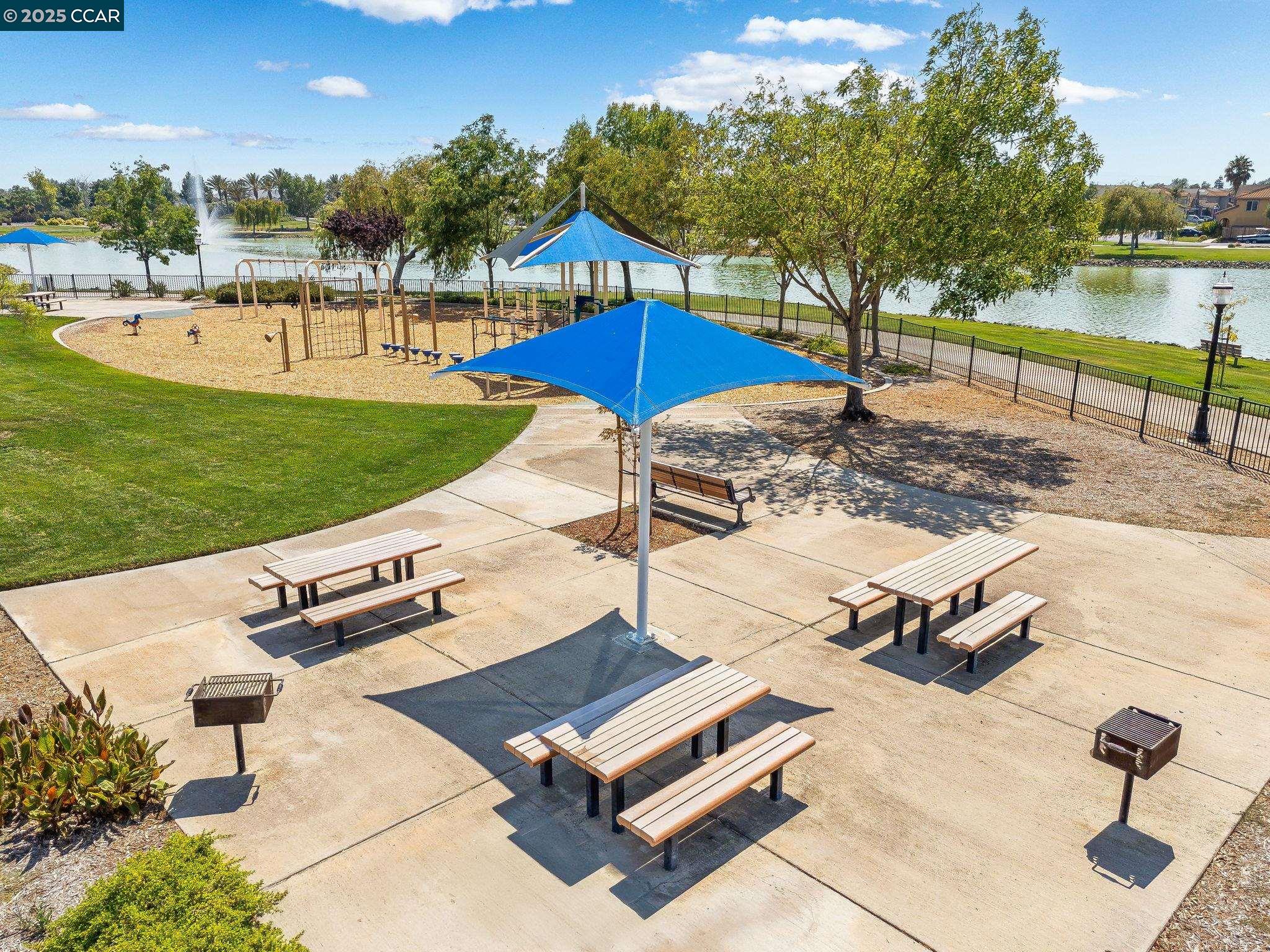 Detail Gallery Image 26 of 27 For 9521 Pescadero Cir, Discovery Bay,  CA 94505 - 3 Beds | 2/1 Baths