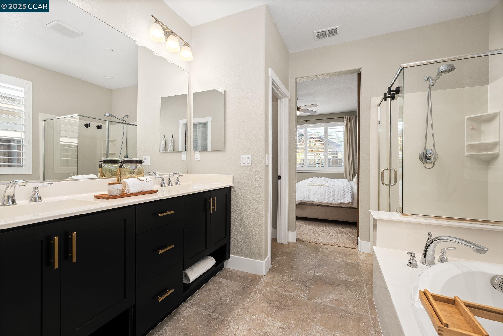 Detail Gallery Image 10 of 27 For 9521 Pescadero Cir, Discovery Bay,  CA 94505 - 3 Beds | 2/1 Baths