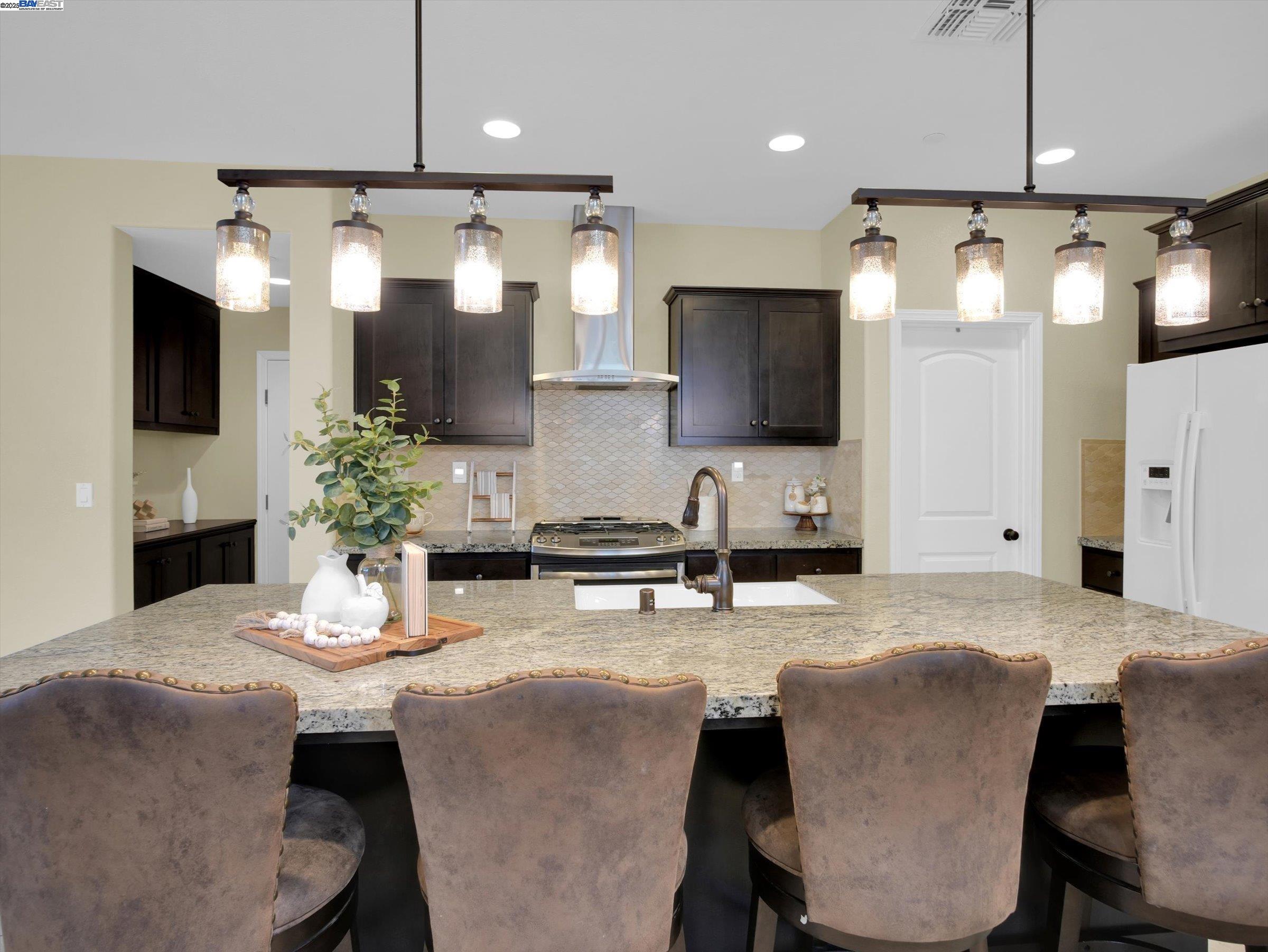 Detail Gallery Image 17 of 58 For 582 Pasture Ave, Lathrop,  CA 95330 - 4 Beds | 3 Baths