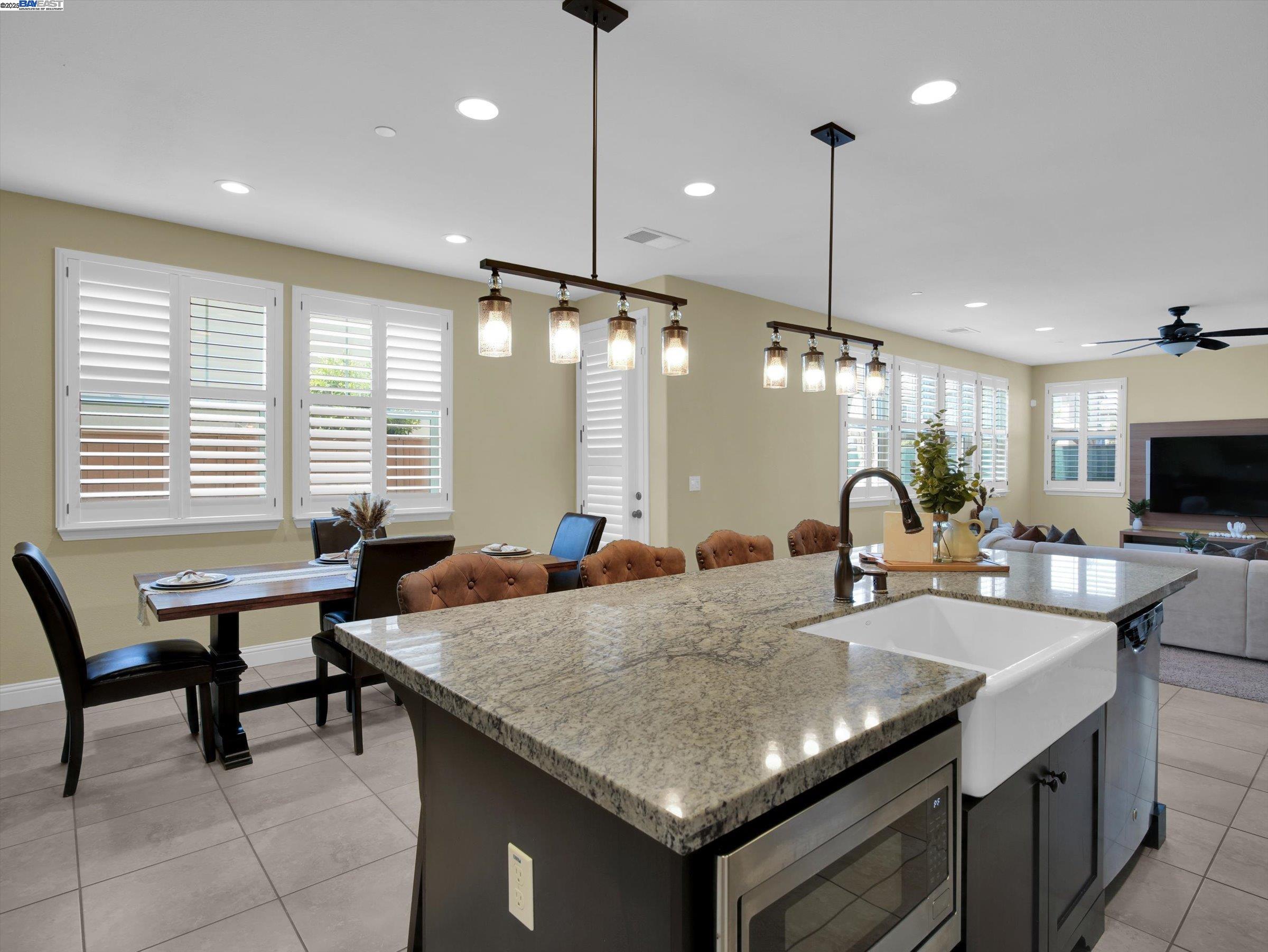 Detail Gallery Image 19 of 58 For 582 Pasture Ave, Lathrop,  CA 95330 - 4 Beds | 3 Baths