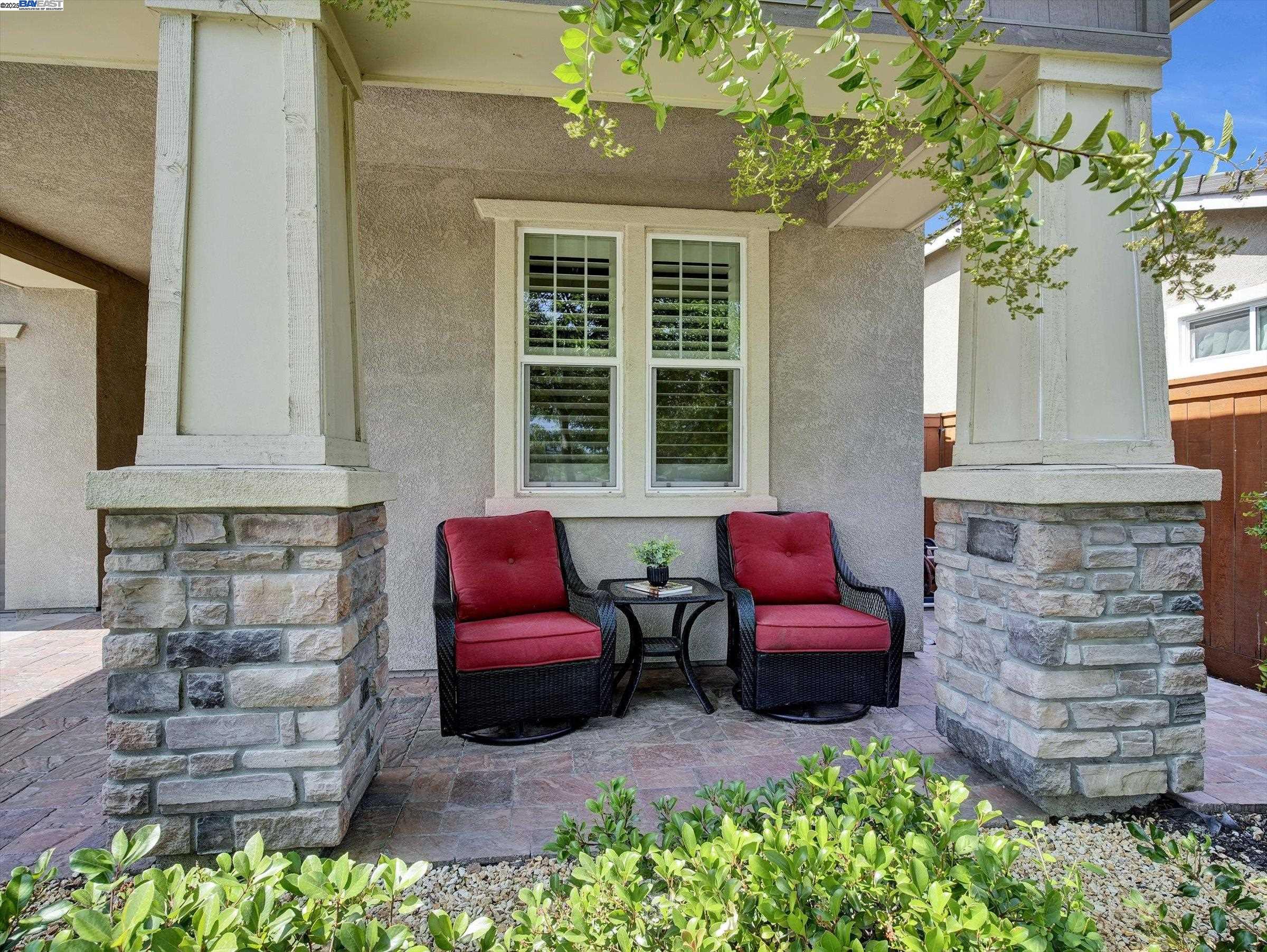 Detail Gallery Image 3 of 58 For 582 Pasture Ave, Lathrop,  CA 95330 - 4 Beds | 3 Baths