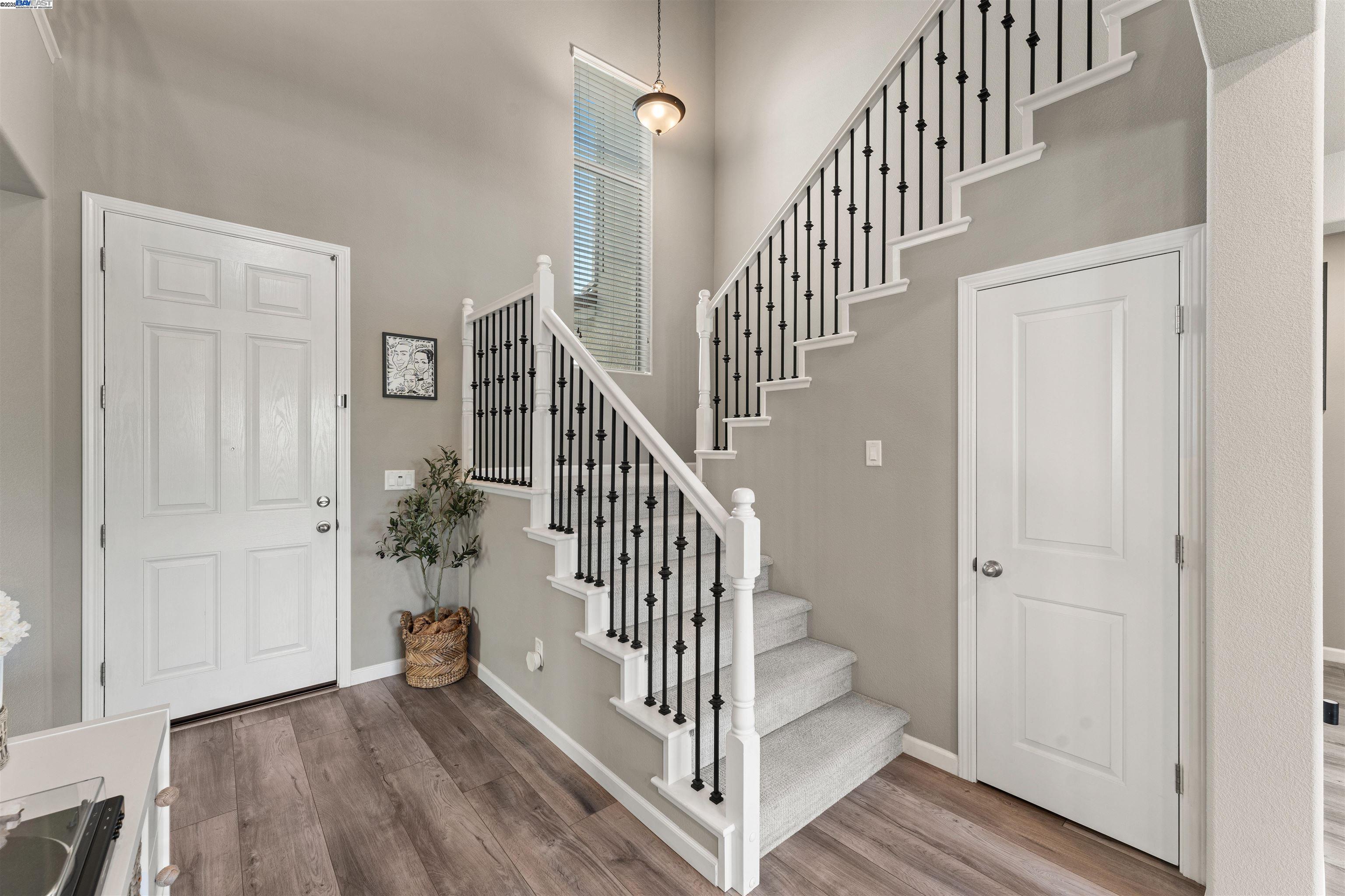 Detail Gallery Image 15 of 47 For 3008 Jaffrey St, Roseville,  CA 95747 - 5 Beds | 4/1 Baths
