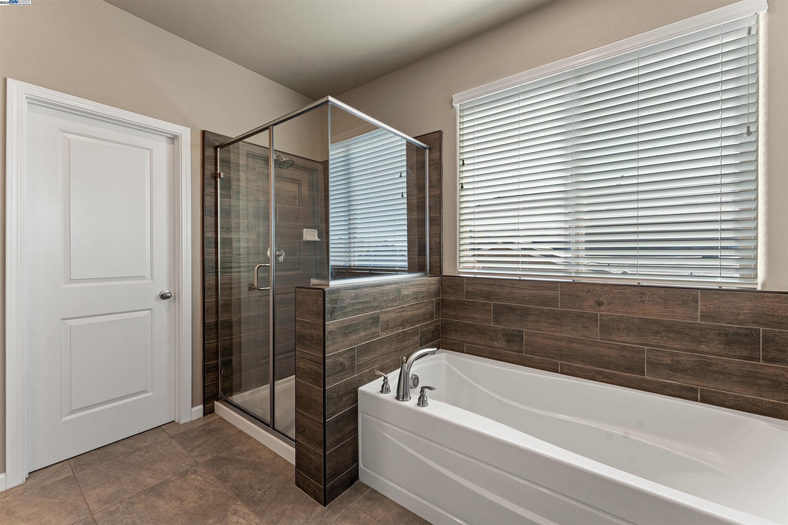 Detail Gallery Image 20 of 47 For 3008 Jaffrey St, Roseville,  CA 95747 - 5 Beds | 4/1 Baths