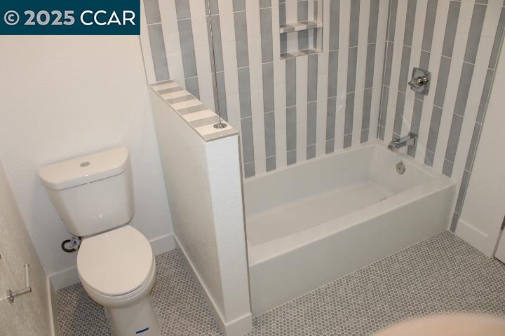 Detail Gallery Image 14 of 30 For 2443 Stokes Ave, Pinole,  CA 94564 - 3 Beds | 2 Baths