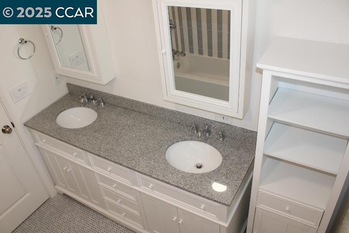 Detail Gallery Image 15 of 30 For 2443 Stokes Ave, Pinole,  CA 94564 - 3 Beds | 2 Baths