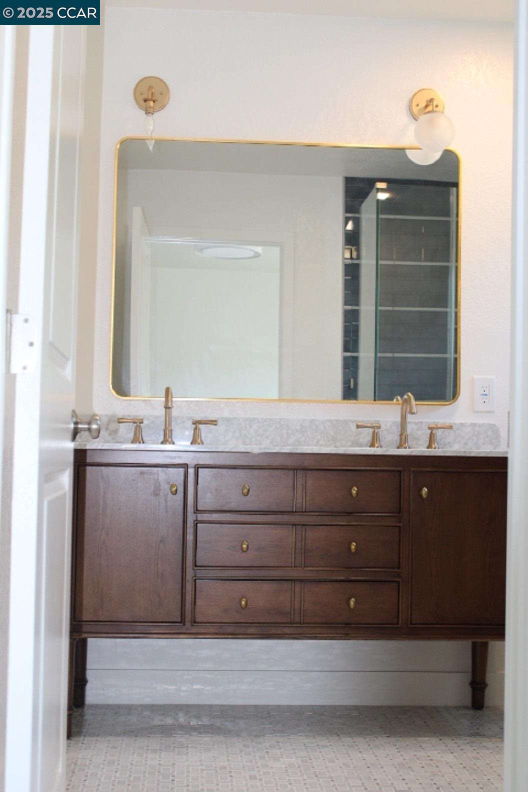 Detail Gallery Image 19 of 30 For 2443 Stokes Ave, Pinole,  CA 94564 - 3 Beds | 2 Baths