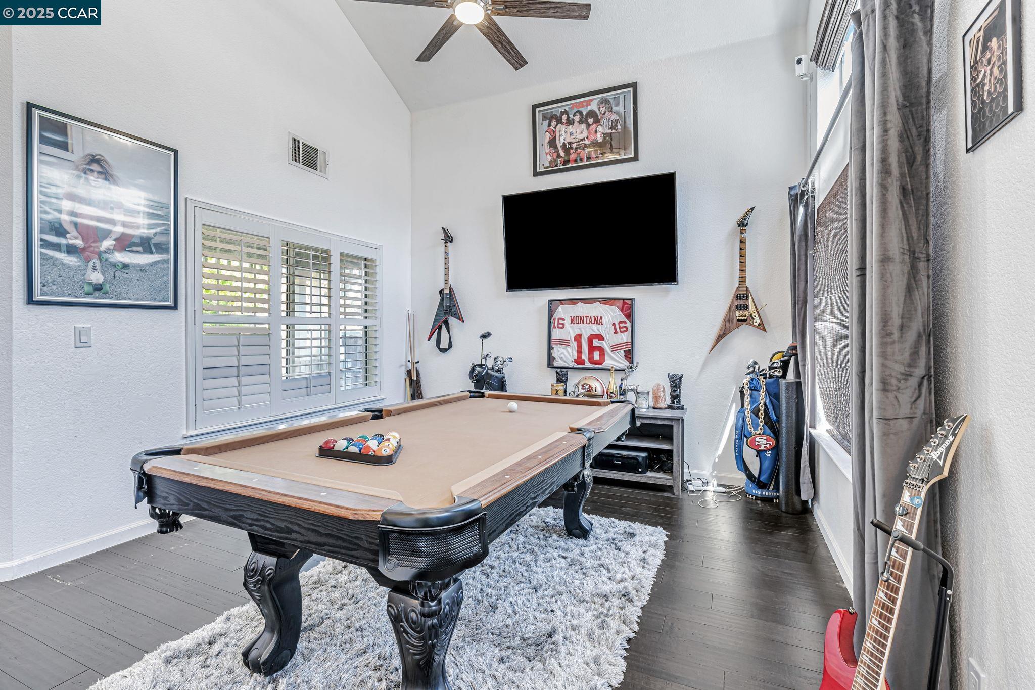 Detail Gallery Image 16 of 40 For 5103 Pioneer Way, Antioch,  CA 94531 - 3 Beds | 2/1 Baths