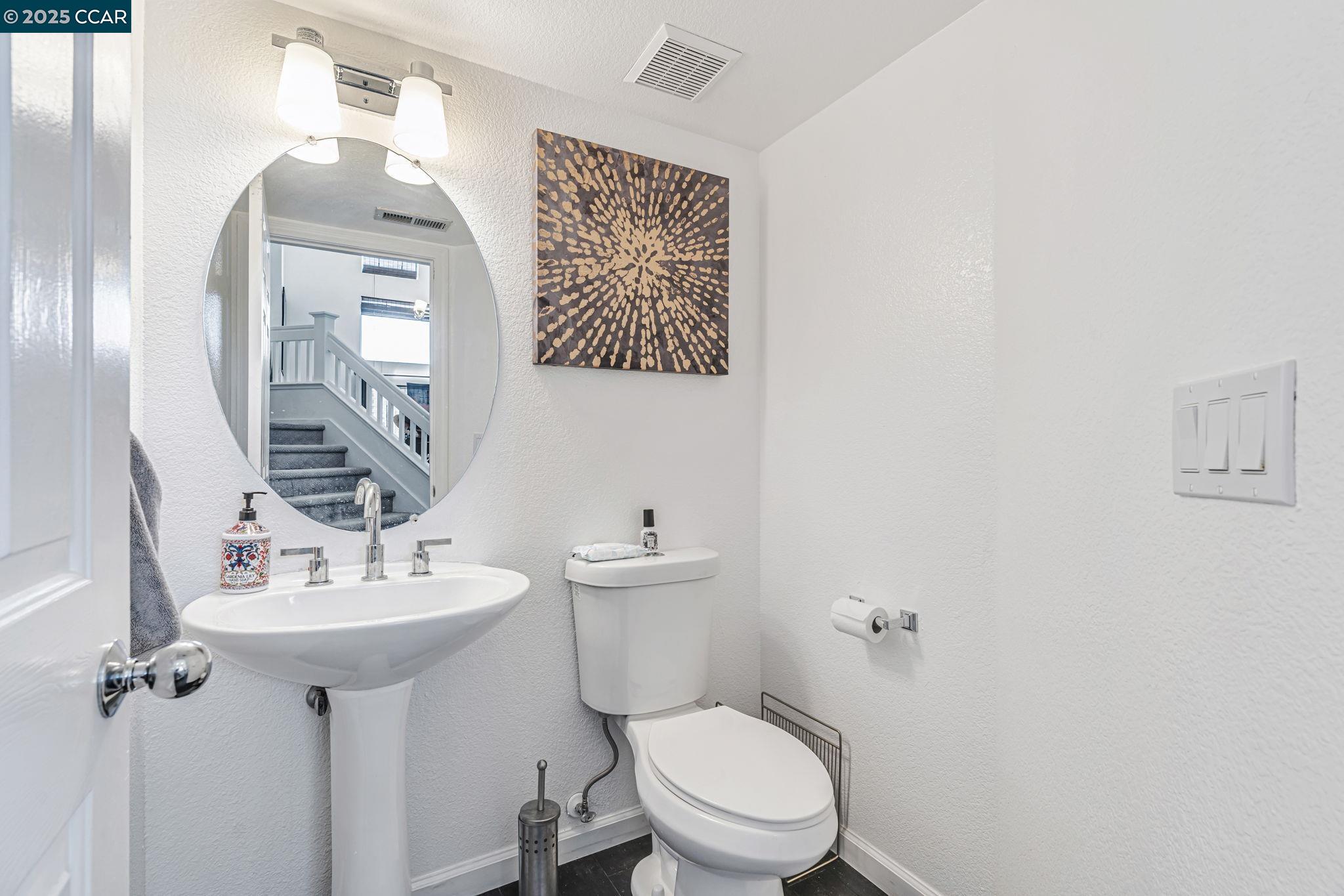 Detail Gallery Image 32 of 40 For 5103 Pioneer Way, Antioch,  CA 94531 - 3 Beds | 2/1 Baths