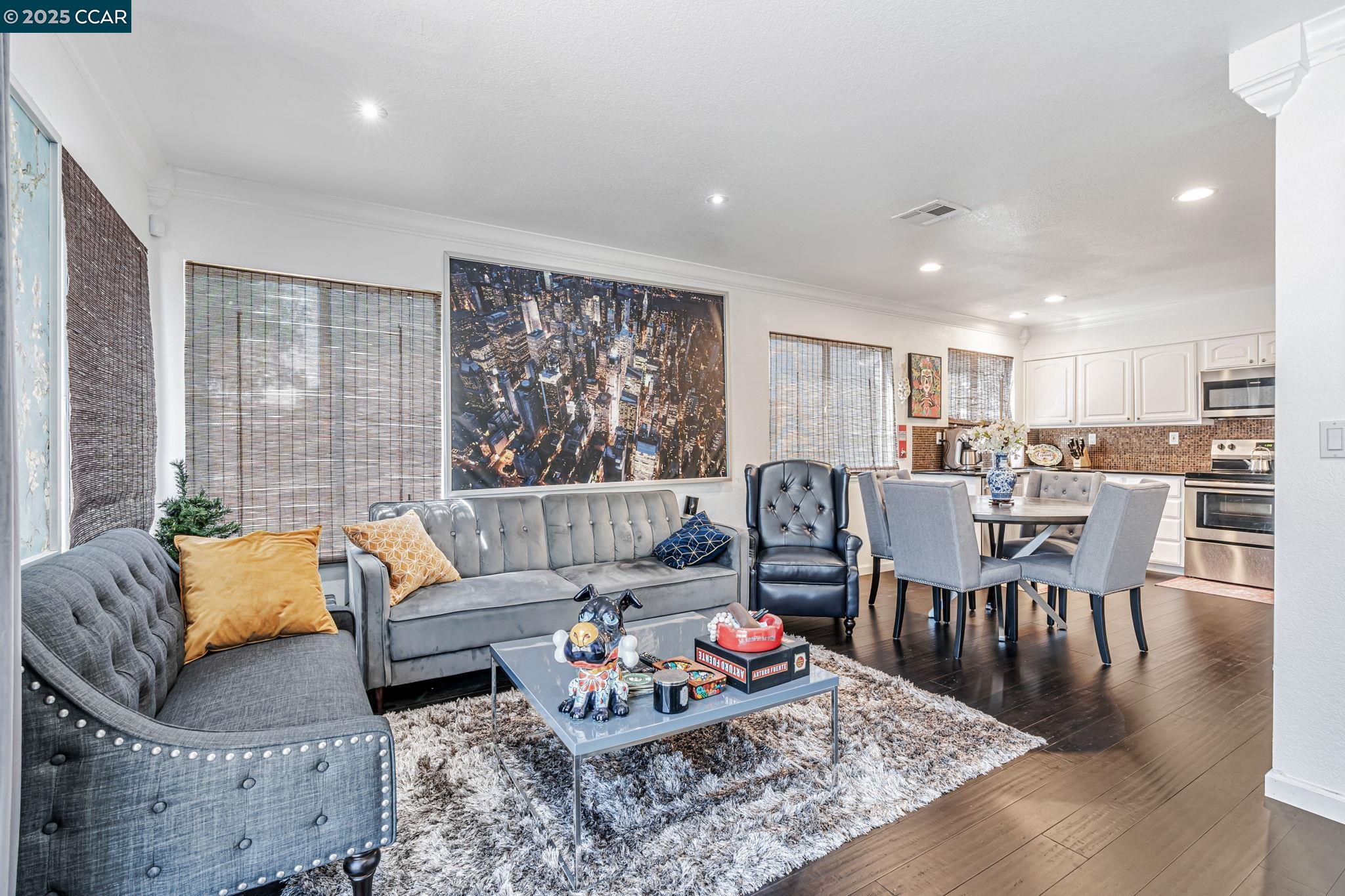 Detail Gallery Image 7 of 40 For 5103 Pioneer Way, Antioch,  CA 94531 - 3 Beds | 2/1 Baths