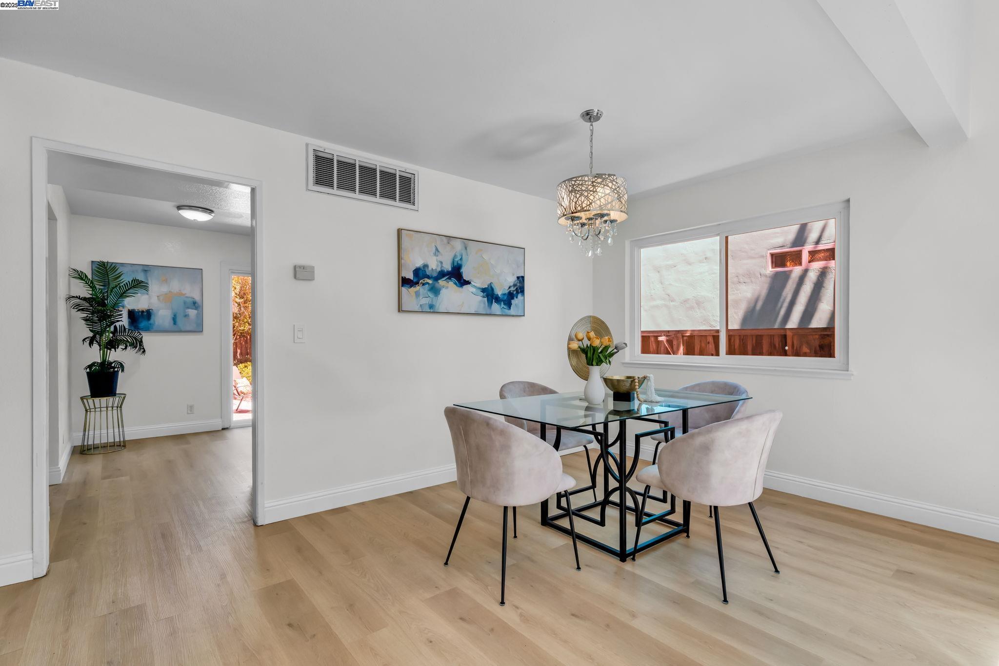 Detail Gallery Image 12 of 44 For 3145 Chillum Ct, San Jose,  CA 95148 - 3 Beds | 2/1 Baths